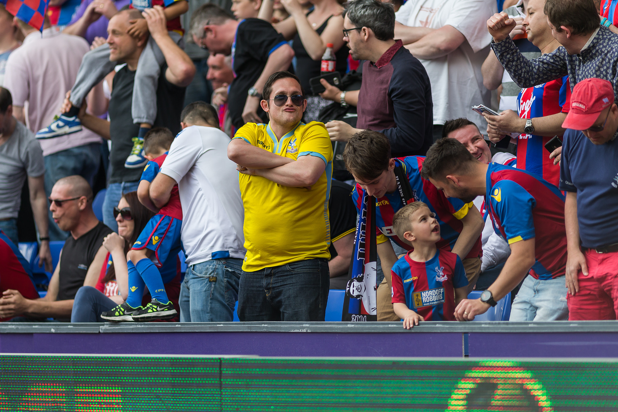 Canon EF 200mm F2.8L II USM sample photo. Crystal palace v stoke city - 7th may '16 photography