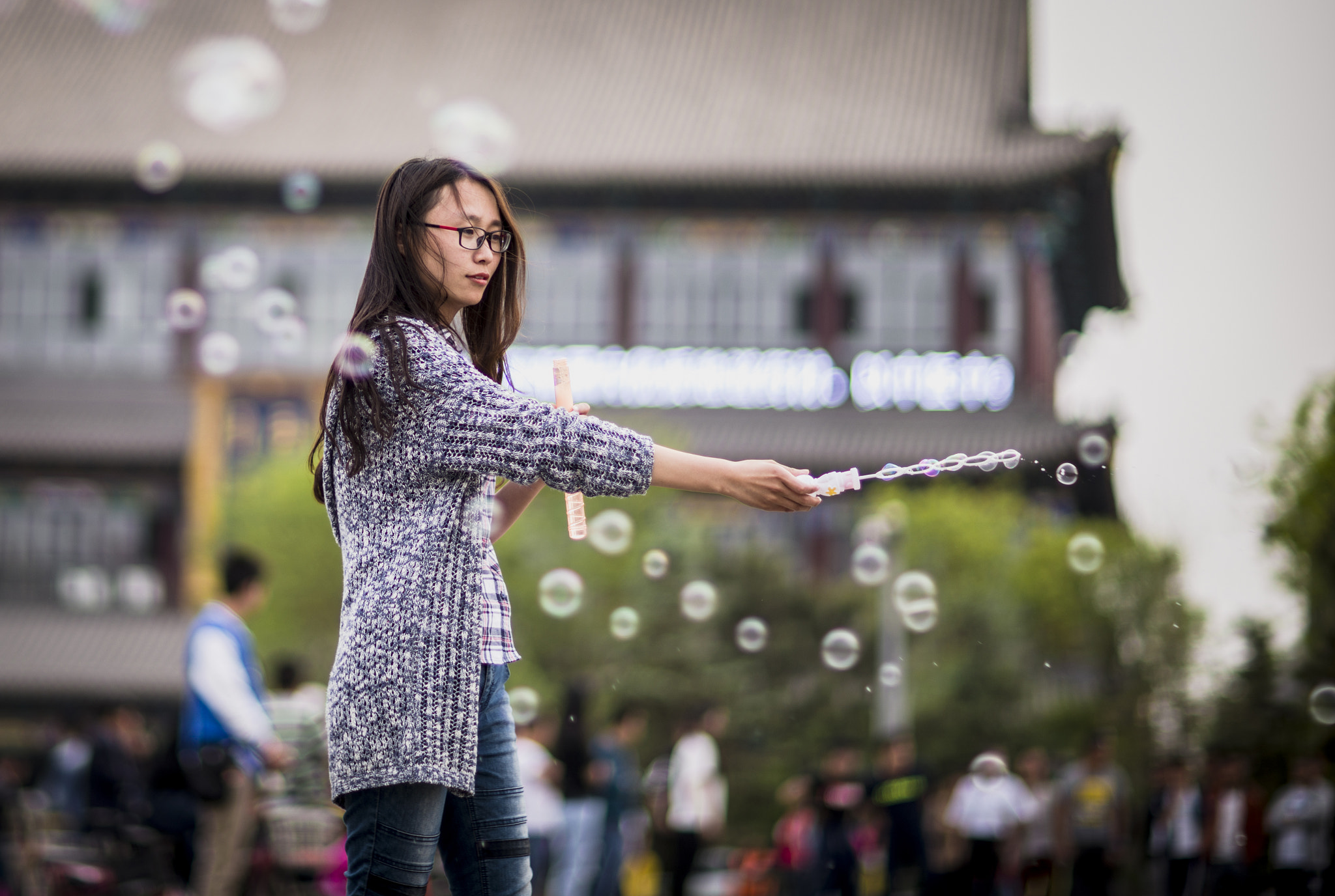 Sony a7R II + Canon EF 85mm F1.2L II USM sample photo. 女孩 photography