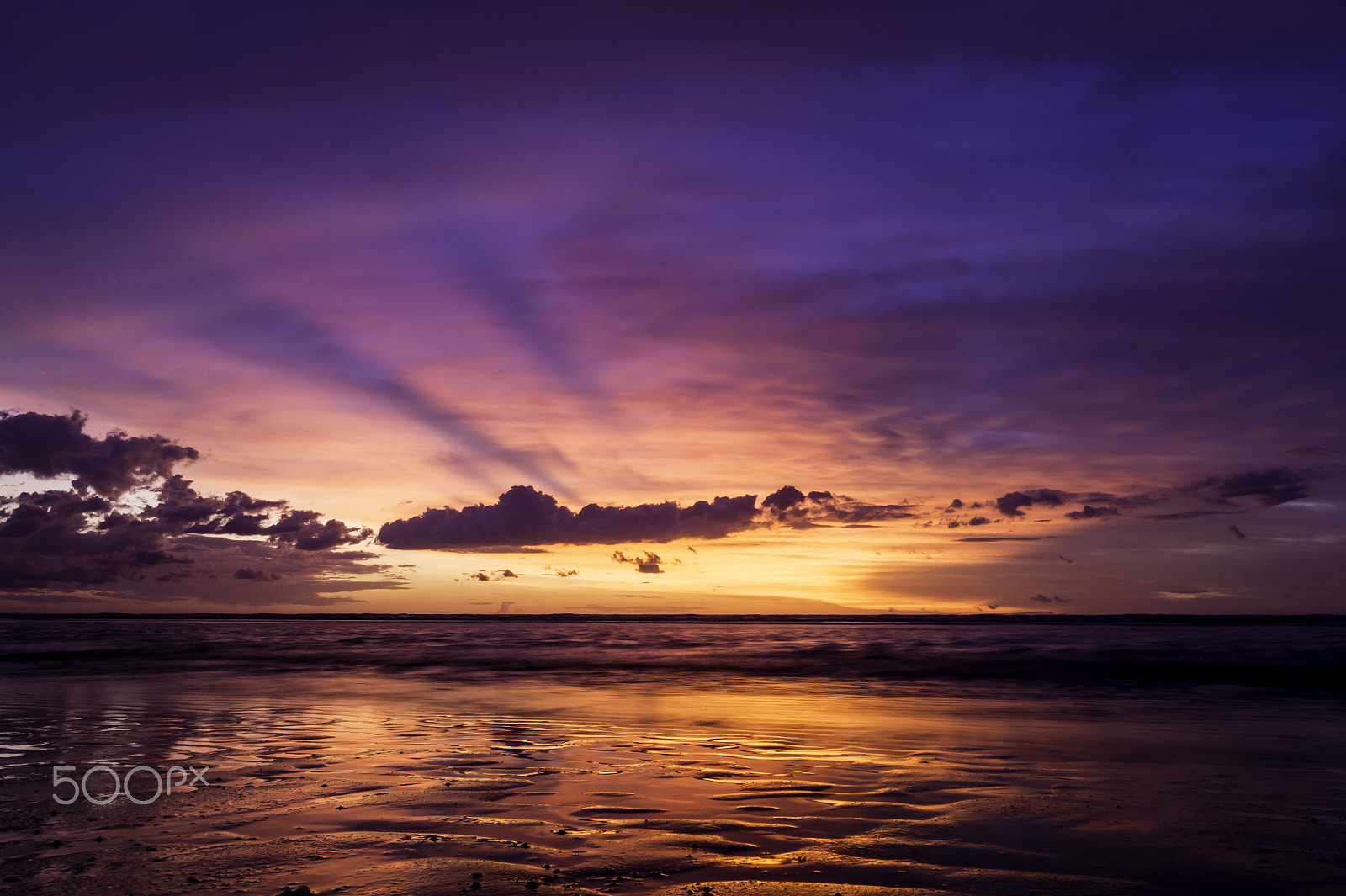 Sony Alpha a5000 (ILCE 5000) + Sigma 19mm F2.8 EX DN sample photo. Northern light photography