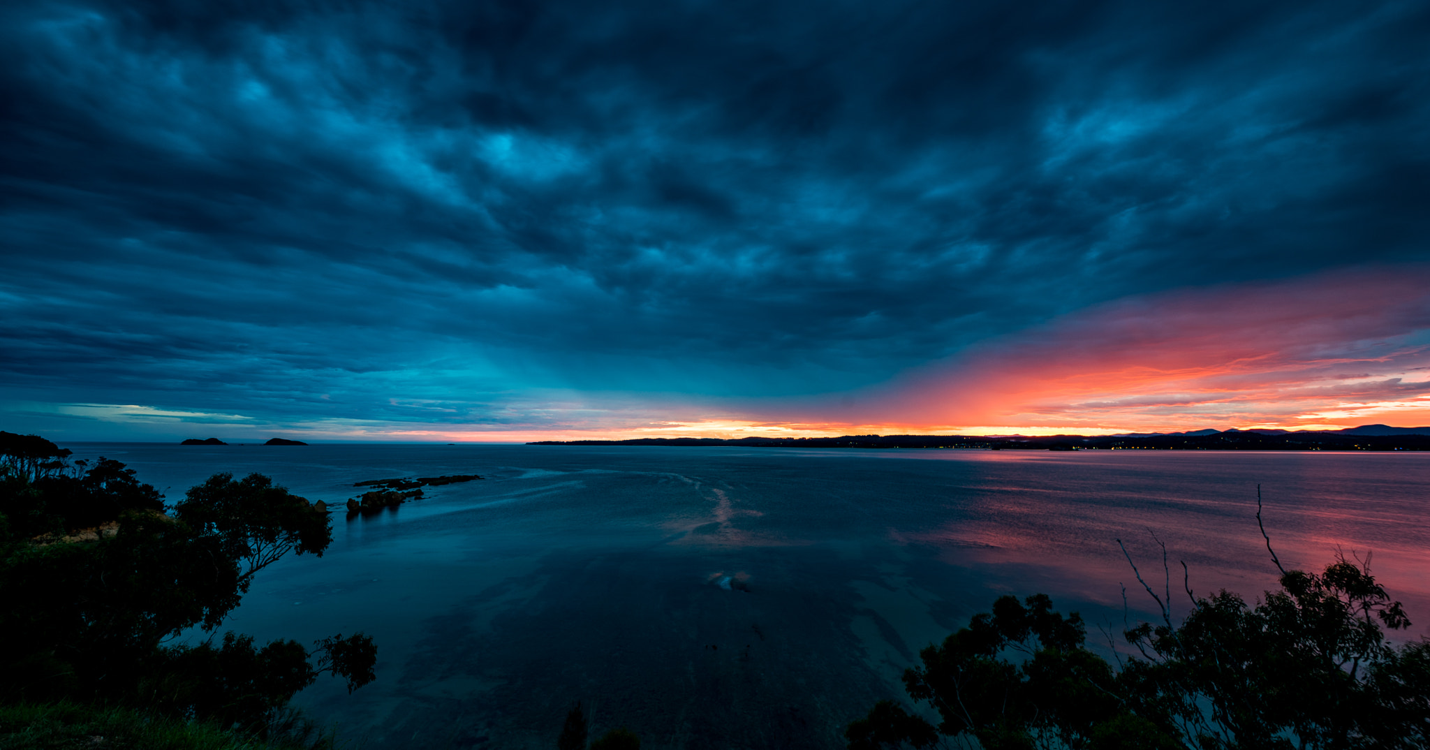 Nikon D750 + Tamron SP AF 10-24mm F3.5-4.5 Di II LD Aspherical (IF) sample photo. Sunset from the cliff tops photography