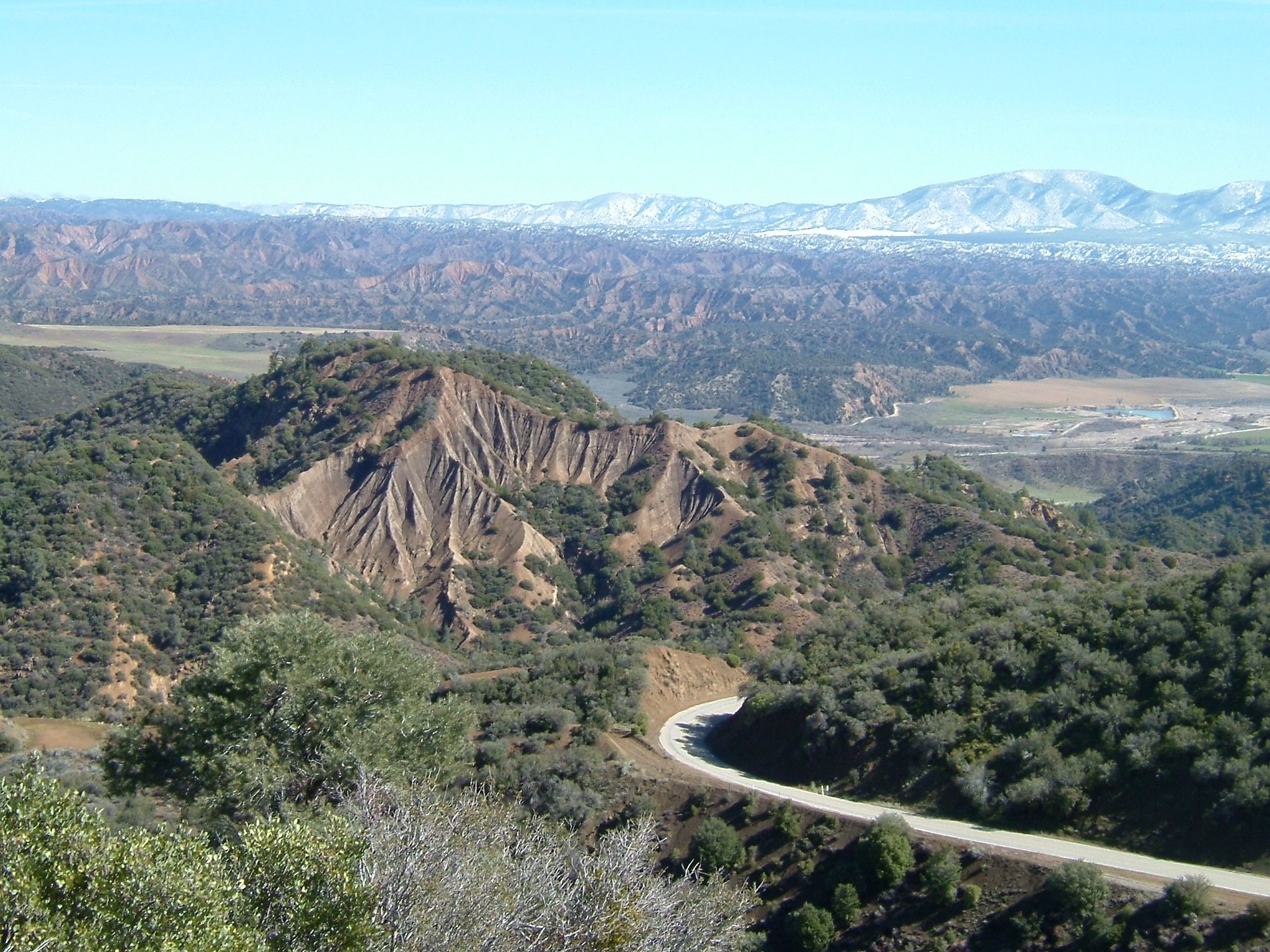 Fujifilm FinePix F700 sample photo. California winter time landscape photography