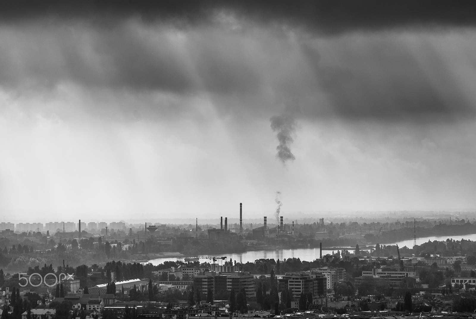 AF Nikkor 70-210mm f/4-5.6 sample photo. Budapest on a rainy day photography