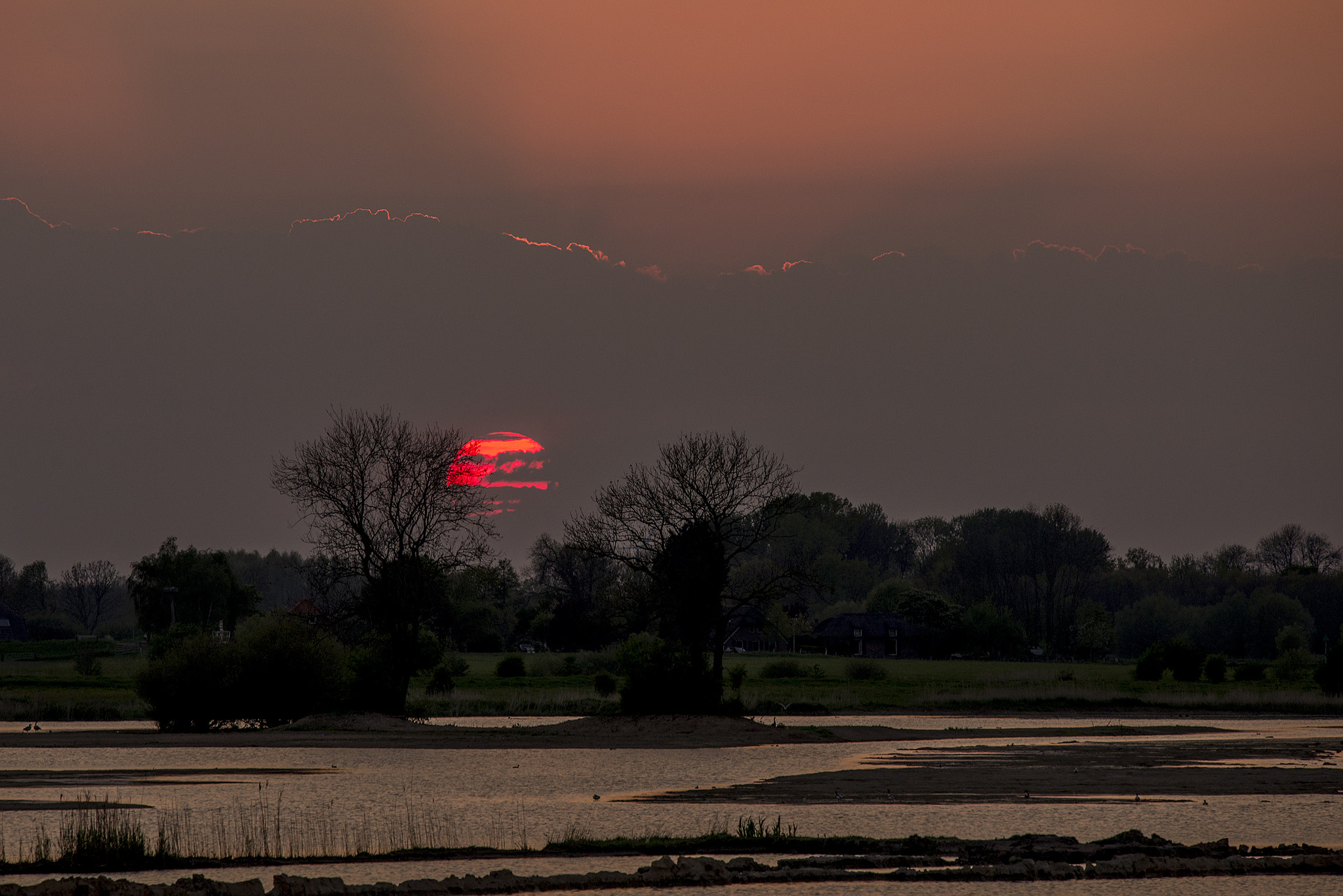 Nikon Nikkor AF-S 300mm F4E PF ED VR sample photo. Sunset in the vreugderijkerwaard. photography
