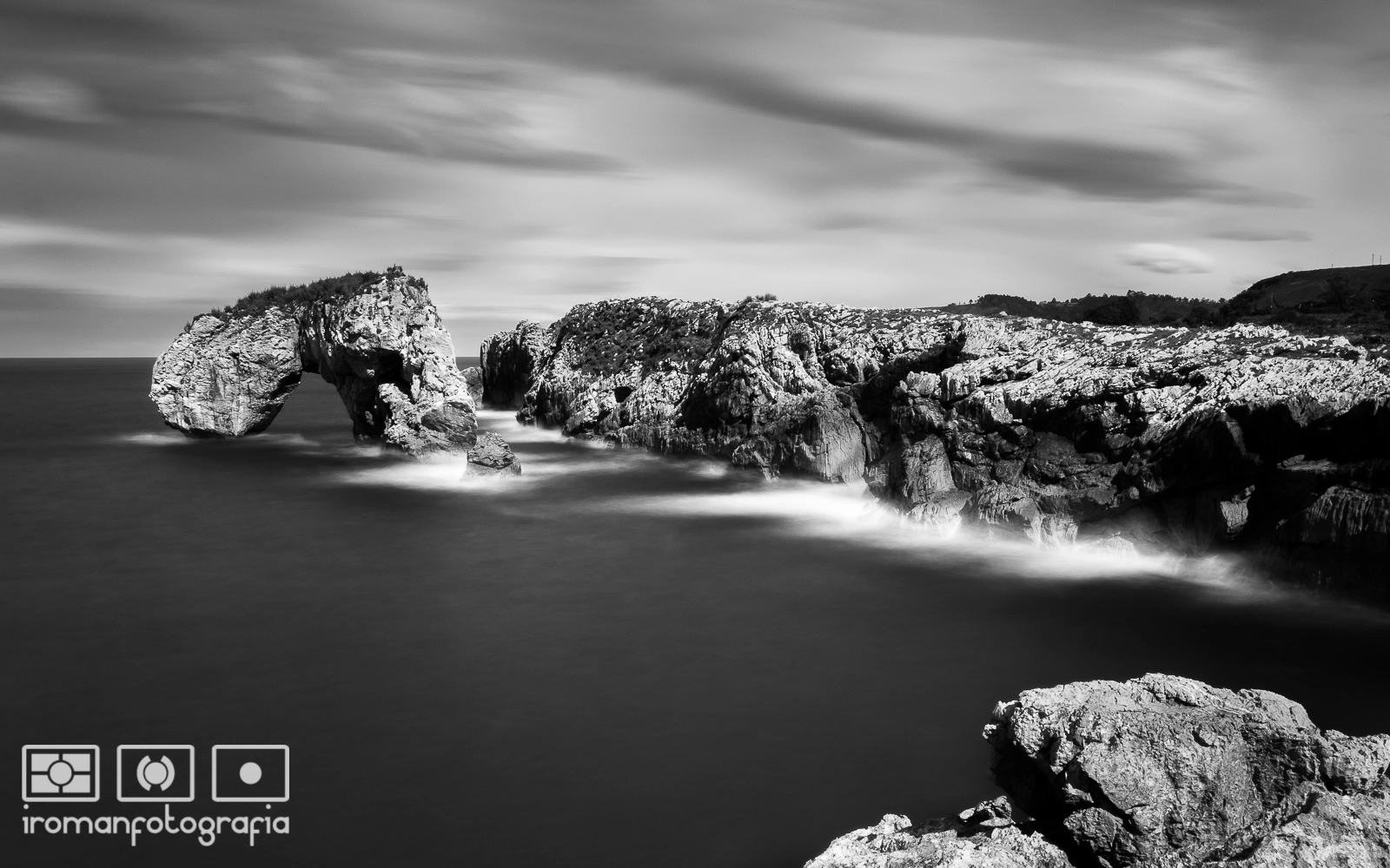 Olympus Zuiko Digital ED 9-18mm F4.0-5.6 sample photo. Castro de las gaviotas photography