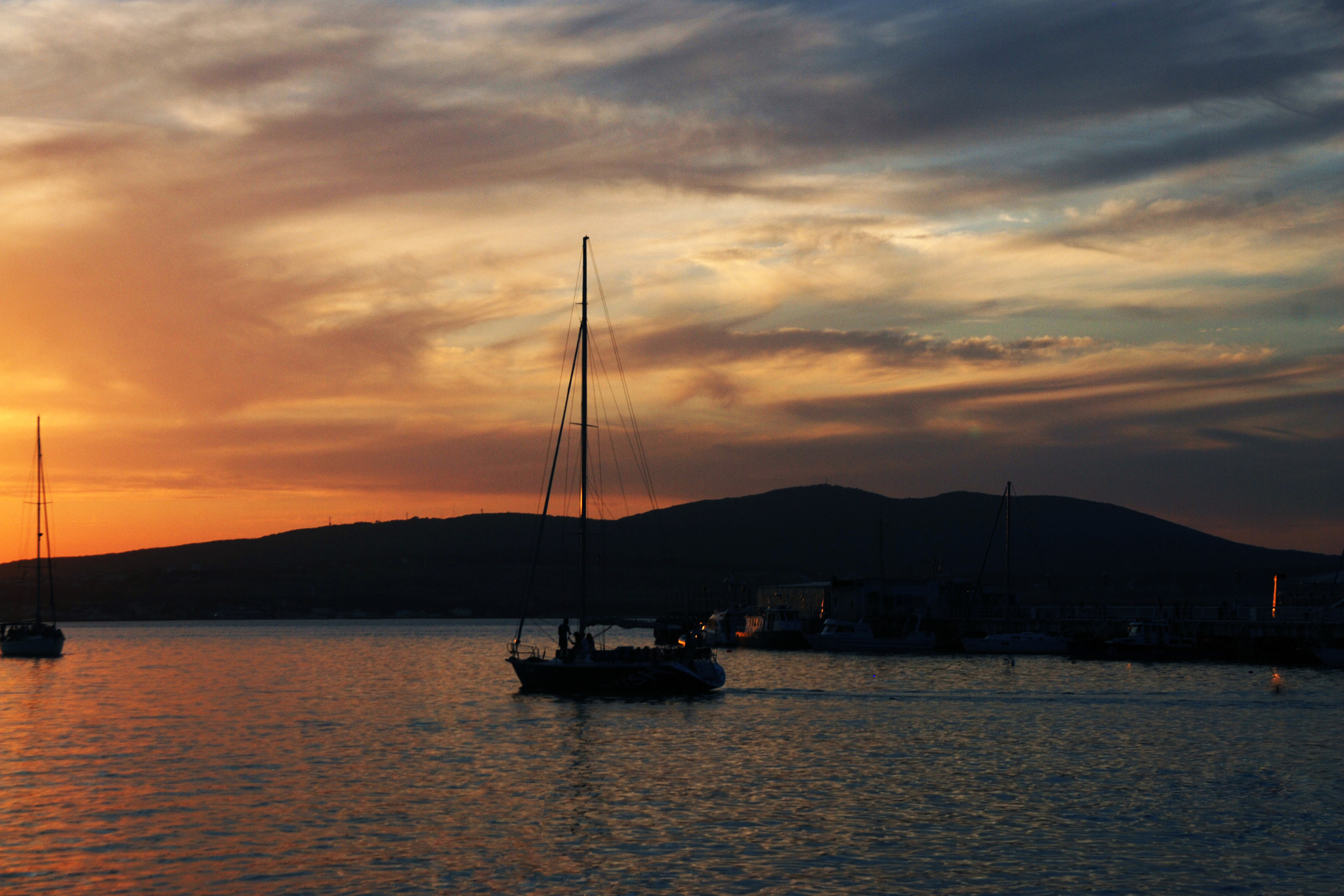 Nikon D80 + Sigma 18-125mm F3.8-5.6 DC HSM sample photo. Mystic weather photography