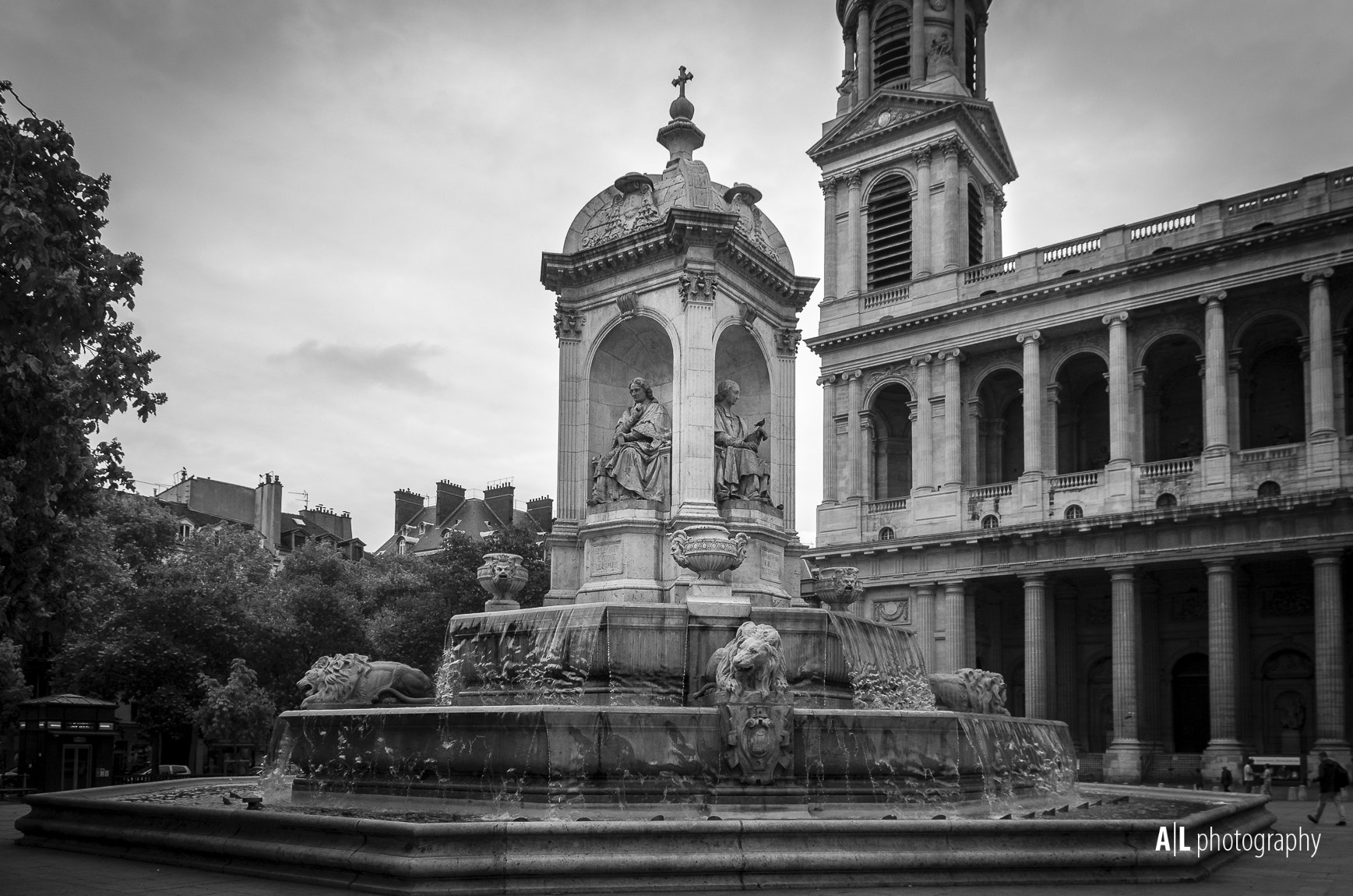 Pentax K-5 sample photo. Fontaine saint-sulpice photography