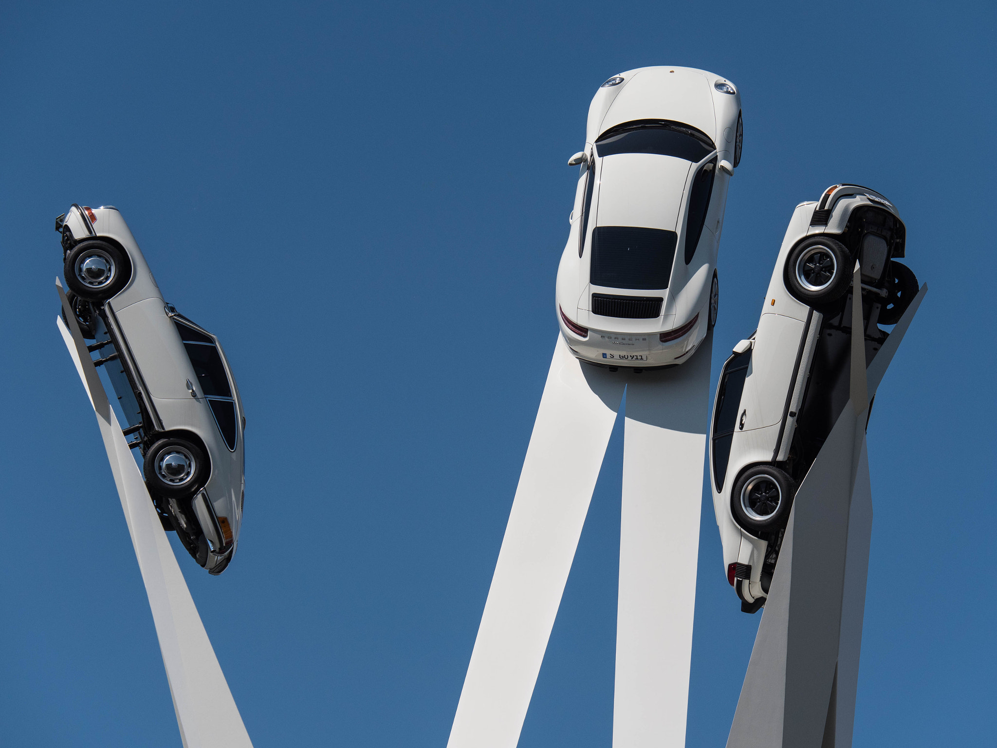 Panasonic Lumix G X Vario 35-100mm F2.8 OIS sample photo. Porsche museum photography
