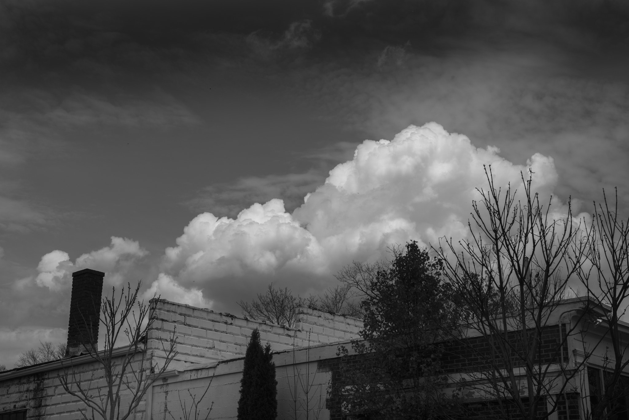 Leica Summilux-M 50mm F1.4 ASPH sample photo. Clouds in b&w no.4 with leica m246 photography