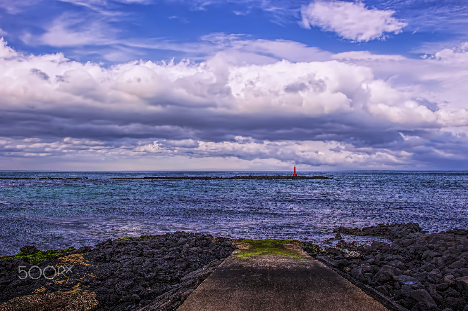 Canon EF-S 18-135mm F3.5-5.6 IS STM sample photo. A red lighthouse beckoning ... photography