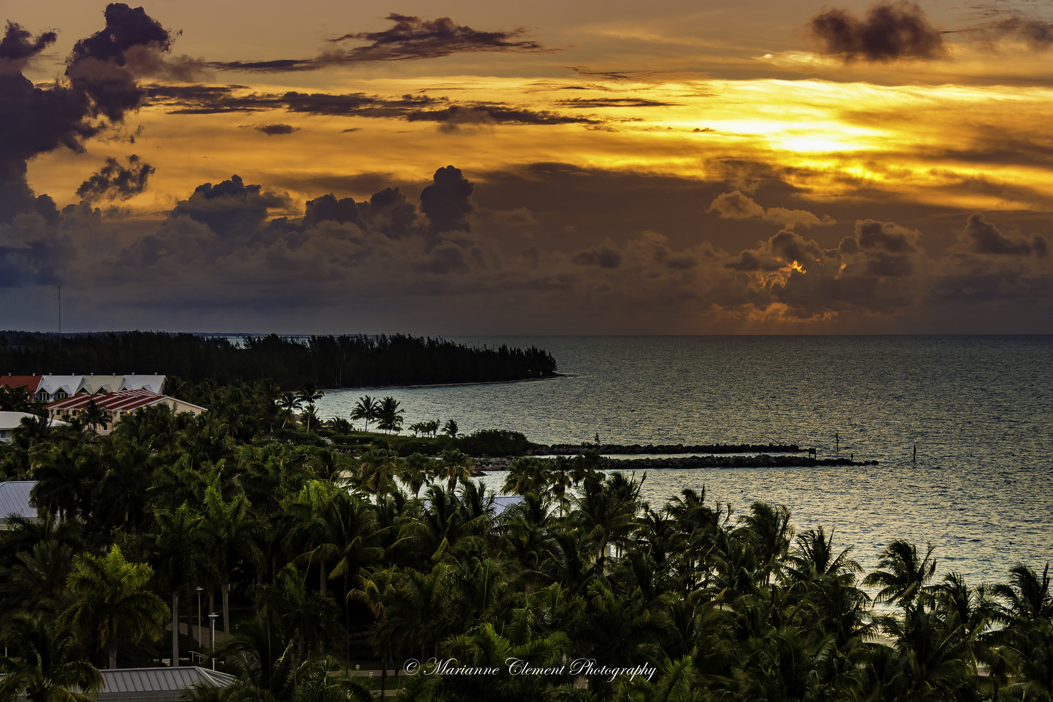 Canon EF-S 17-85mm F4-5.6 IS USM sample photo. Tropical sunrise photography