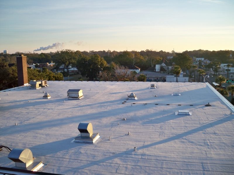 Kodak EasyShare M1033 sample photo. Roofing photography