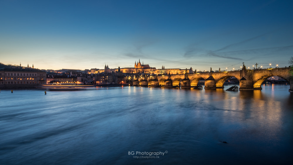 Canon TS-E 17mm F4L Tilt-Shift sample photo. Karlův most. photography