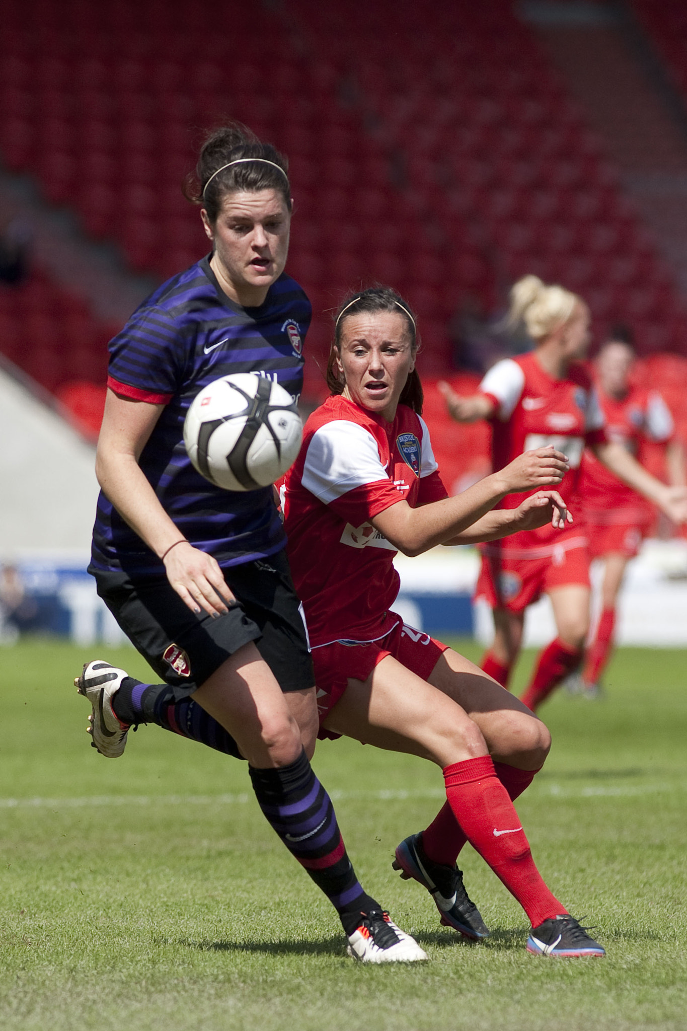 Canon EOS-1D Mark III + Canon EF 200mm f/1.8L sample photo. Jennifer beattie (arsenal)
 - arsenal ladies vs bristol academy - fa womens cup final at the... photography