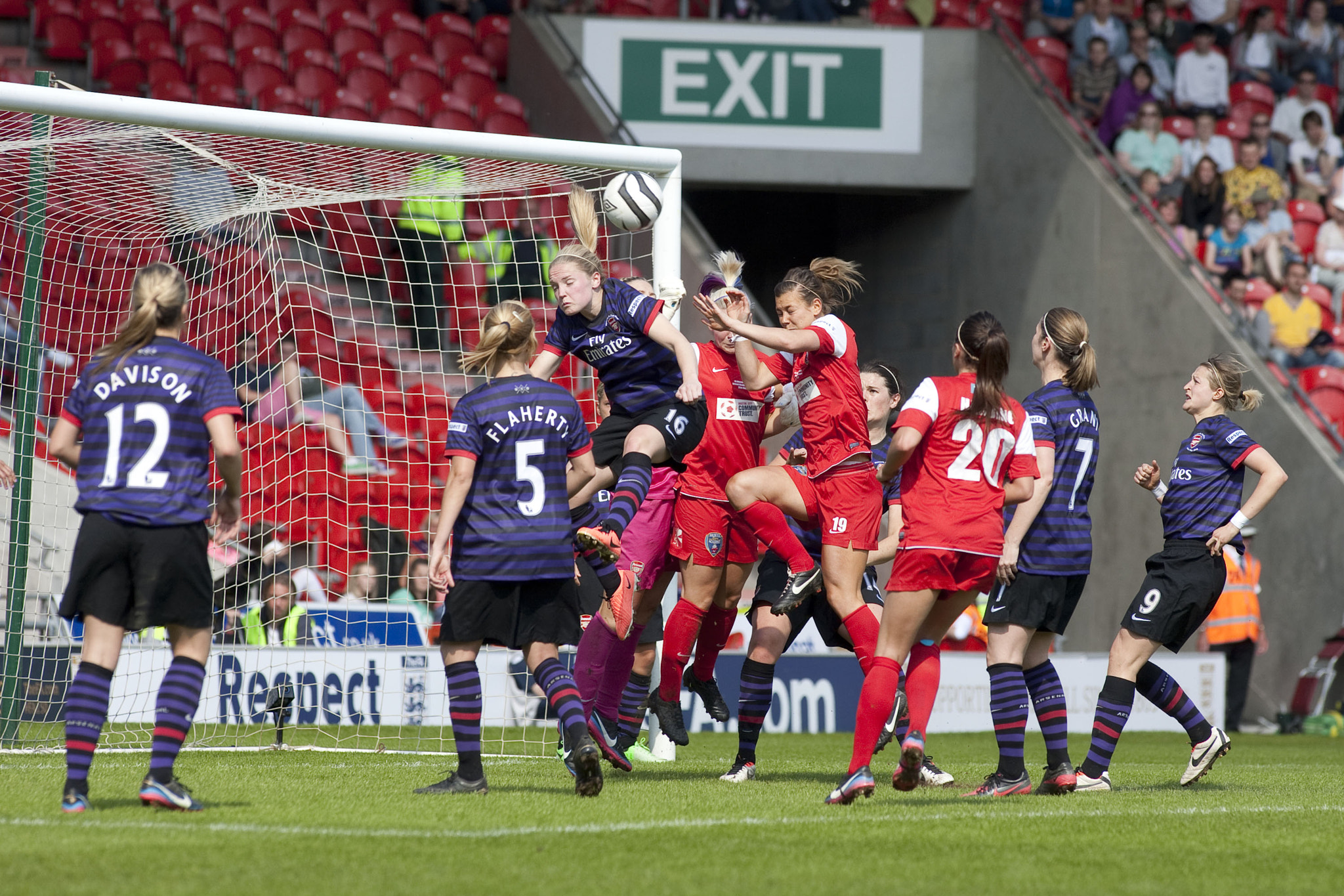 Canon EOS-1D Mark III + Canon EF 200mm f/1.8L sample photo. A rare bristol attack
 - arsenal ladies vs bristol academy - fa womens cup final at the keepmoat... photography