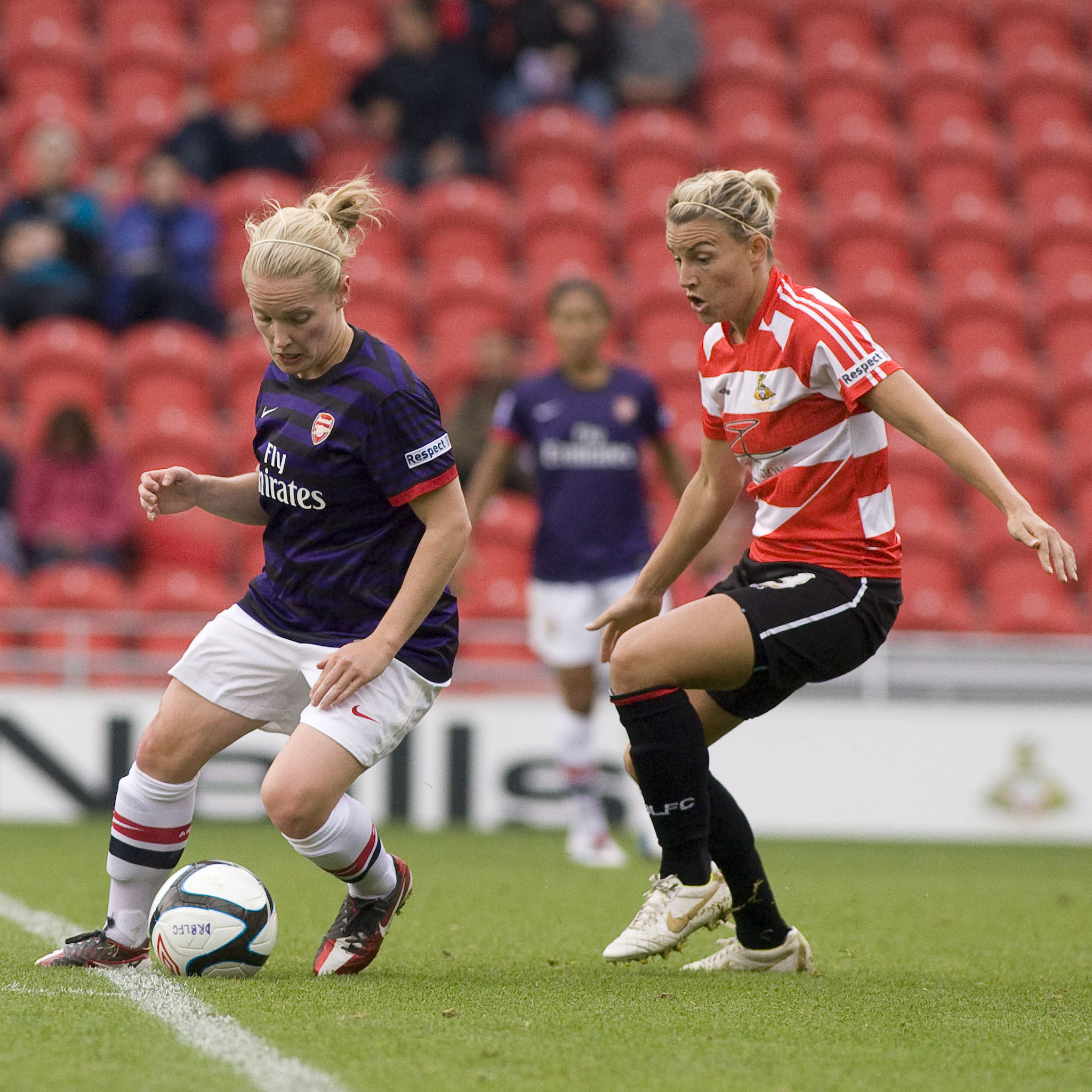 Canon EOS-1D Mark III + Canon EF 200mm f/1.8L sample photo. Kim little (arsenal) keeps control
 - doncaster rovers belles vs arsenal ladies - fa womens super... photography