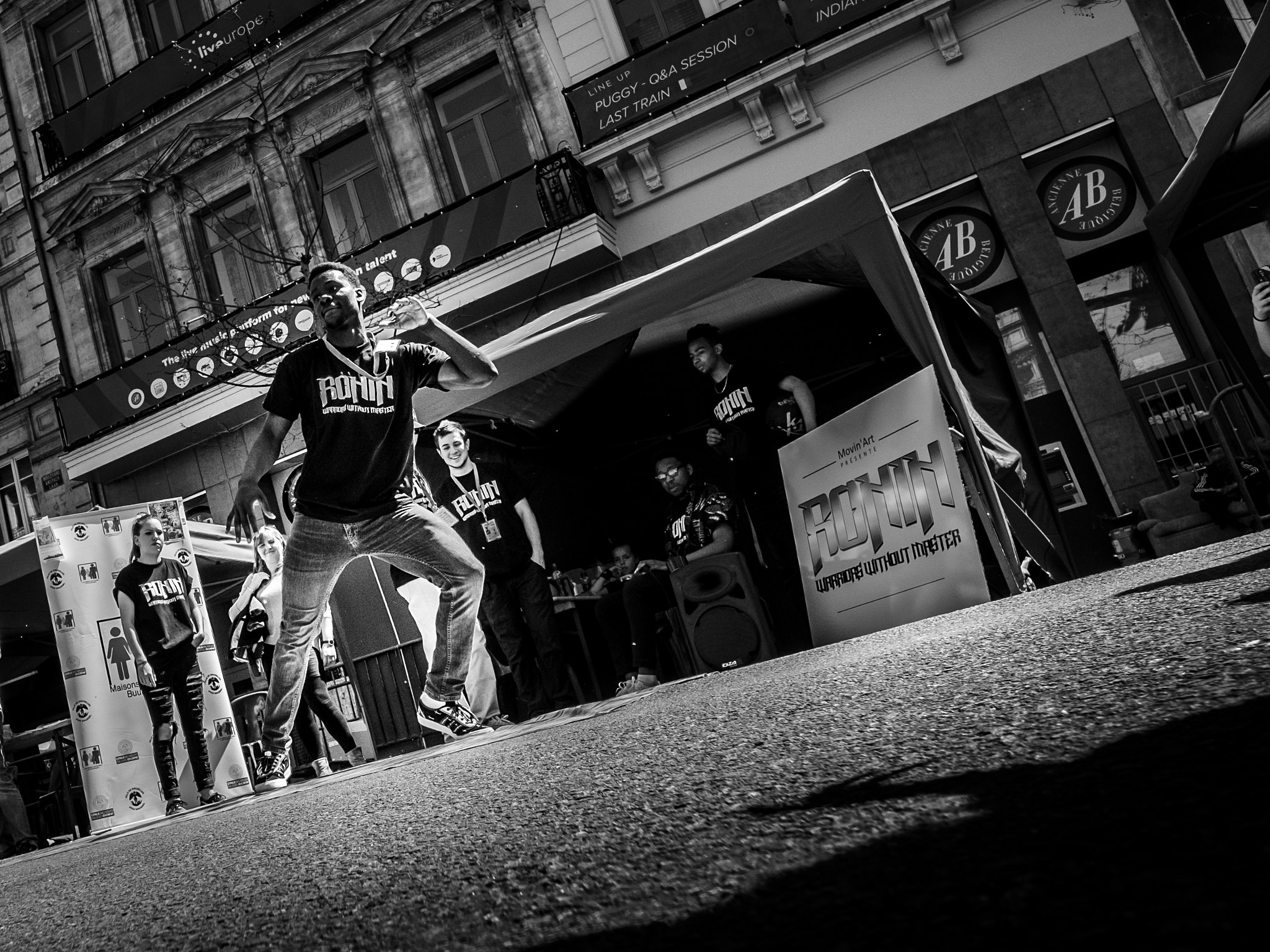 ZEISS Touit 12mm F2.8 sample photo. Ronin - bruxelles photography