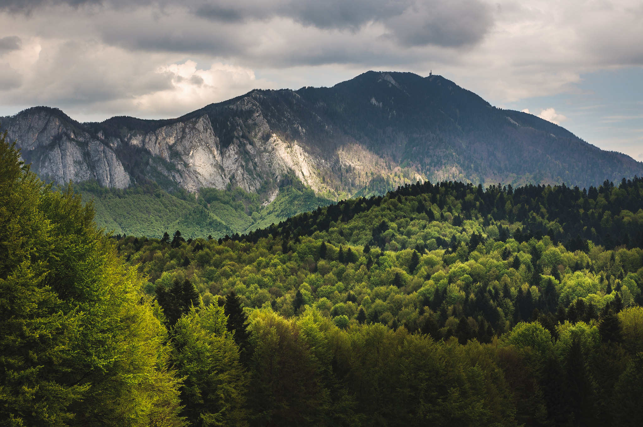 AF Zoom-Nikkor 35-105mm f/3.5-4.5 sample photo. Sunset in romania photography