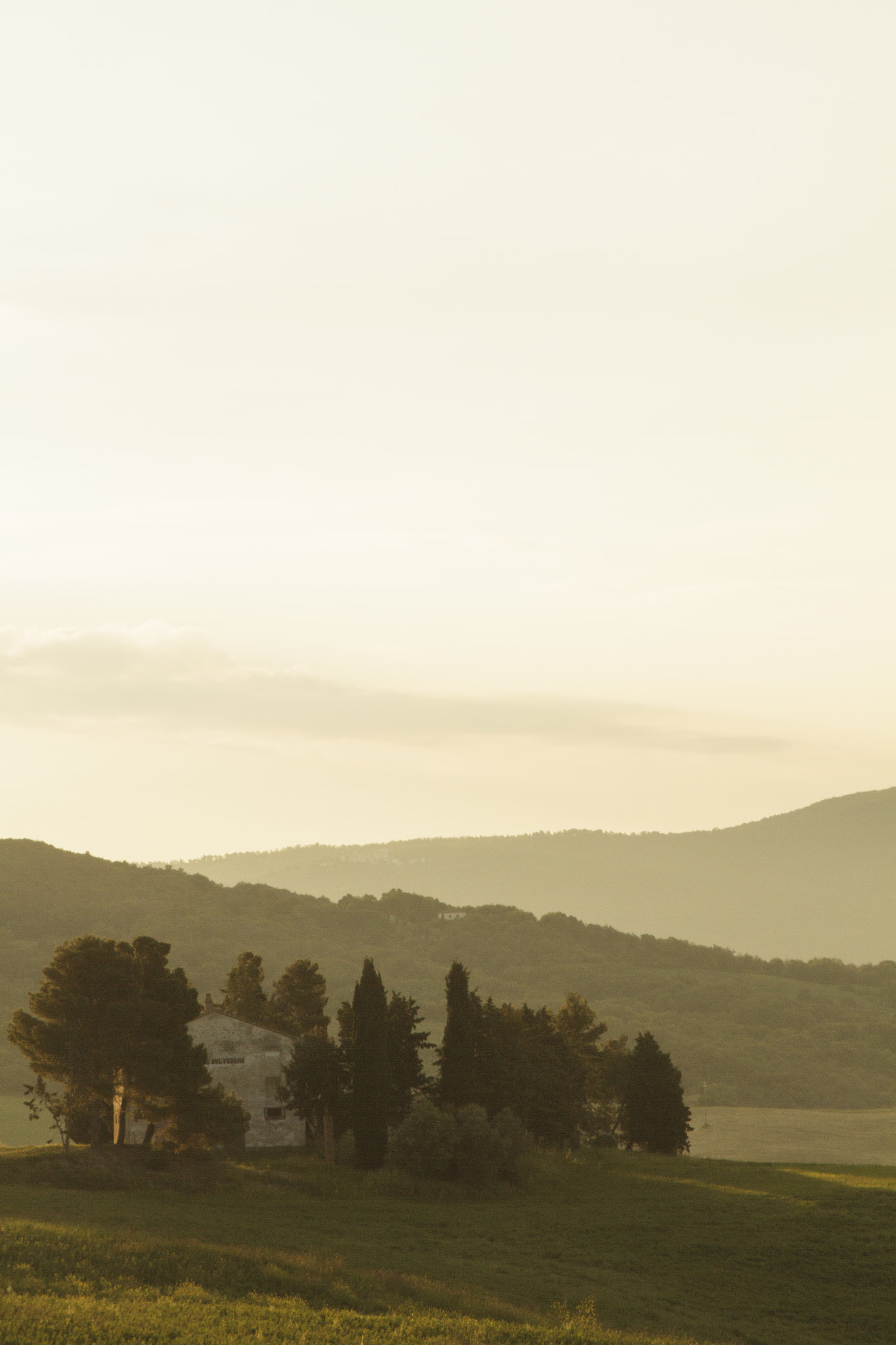 Canon EF 28-105mm f/3.5-4.5 USM sample photo. Tuscan dawn photography
