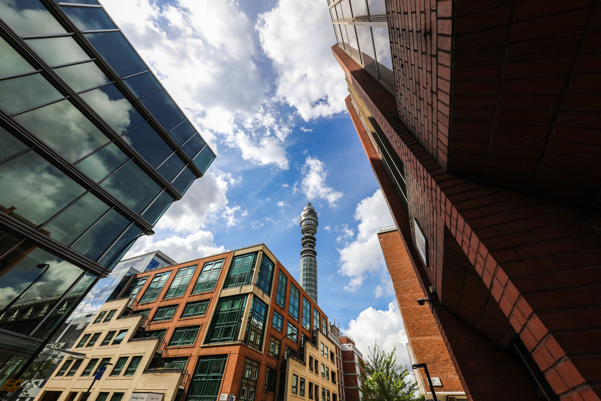 Canon EOS 5DS R + Canon EF 11-24mm F4L USM sample photo. U.k. london photography