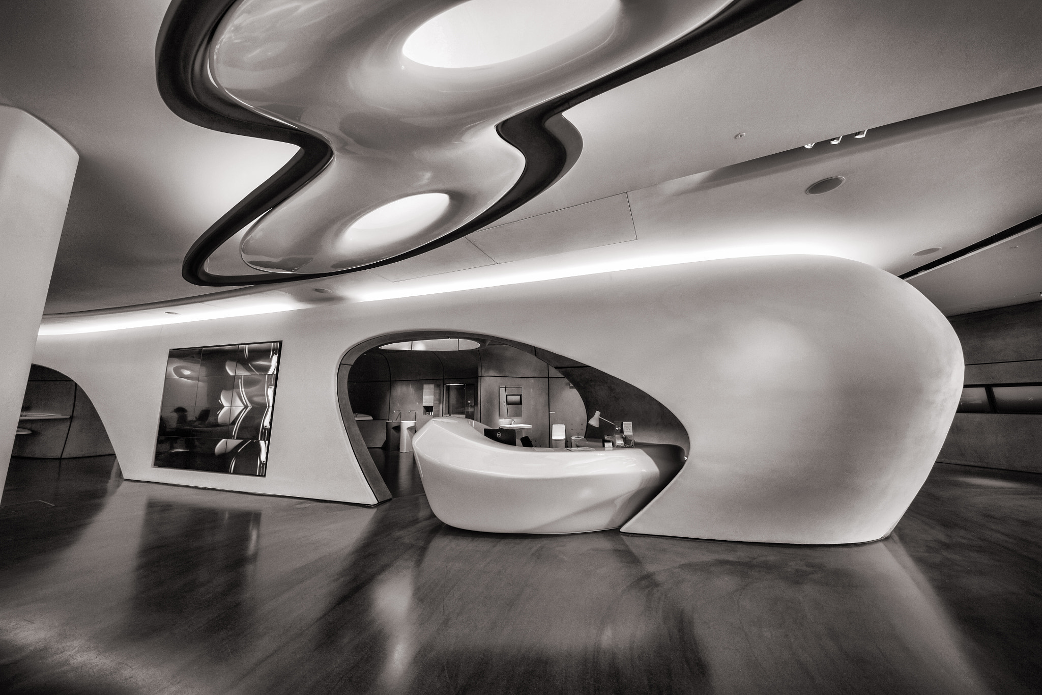 Canon EOS 5DS R + Canon EF 11-24mm F4L USM sample photo. U.k. london photography