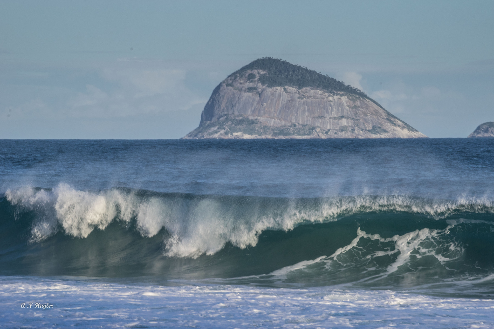 Sony 70-300mm F4.5-5.6 G SSM sample photo. São conrado surf & island photography