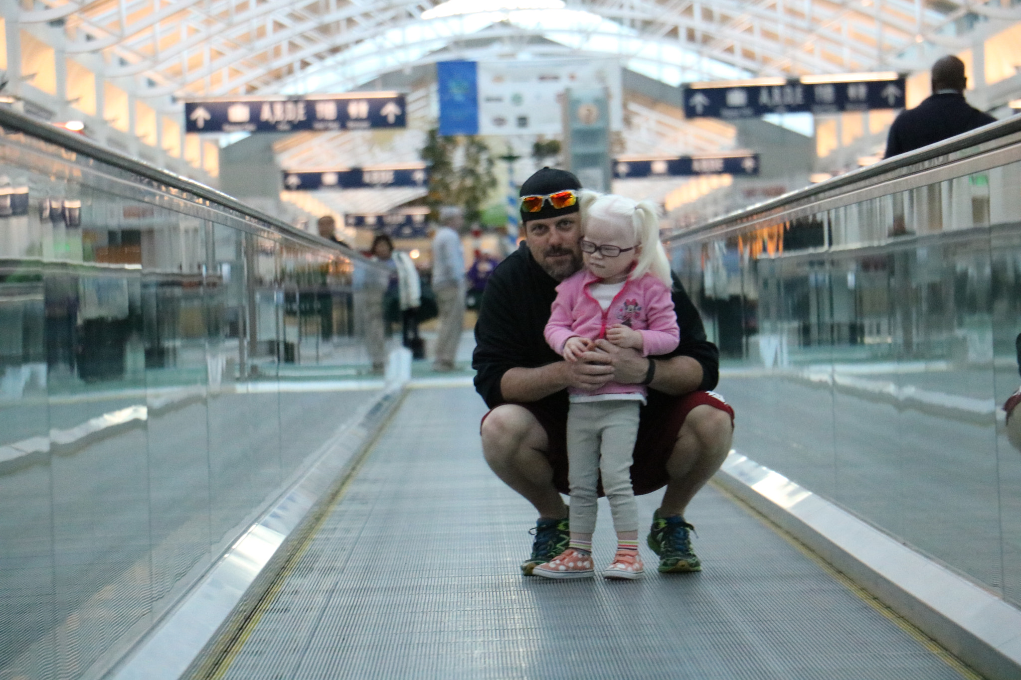 Canon EF-S 18-135mm F3.5-5.6 IS STM sample photo. Father and daughter photography