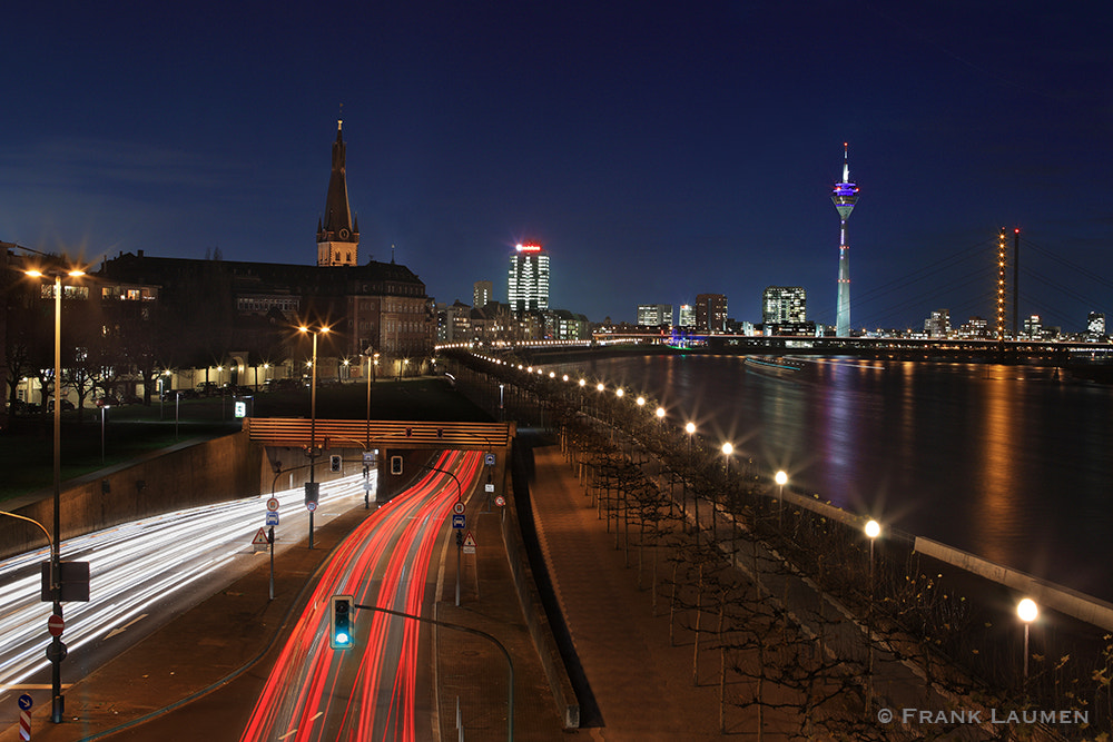 Canon EOS 5DS + Canon TS-E 17mm F4L Tilt-Shift sample photo. Düsseldorf 10 - panorama with rhine photography