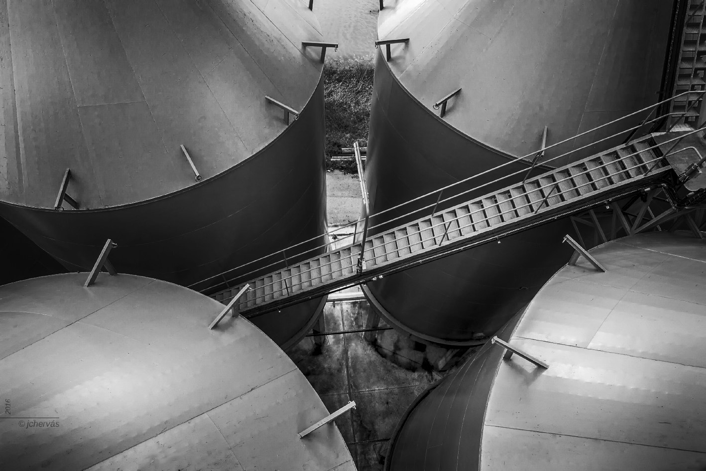 Canon EOS-1D Mark IV sample photo. Silos de trigo photography