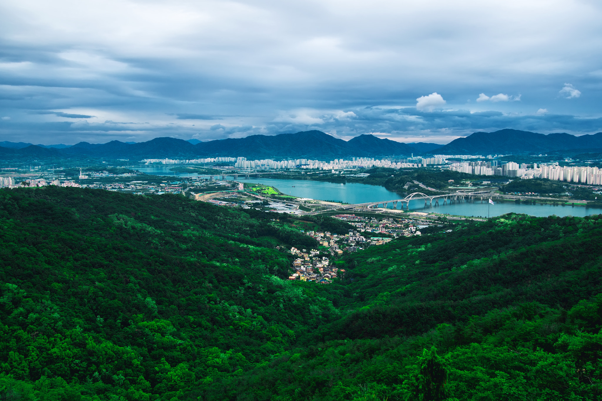 Olympus PEN E-P5 sample photo. Mountain view photography