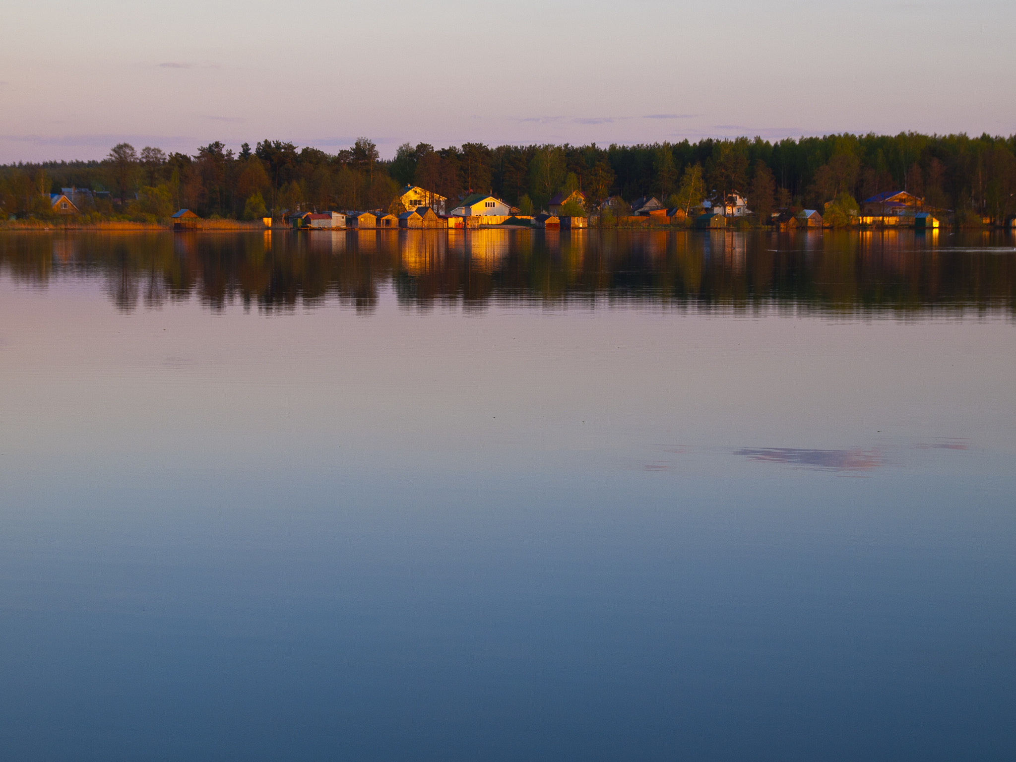 Olympus E-520 (EVOLT E-520) + SIGMA 18-50mm F2.8 DC sample photo. Sunset over vvedenskiy village photography