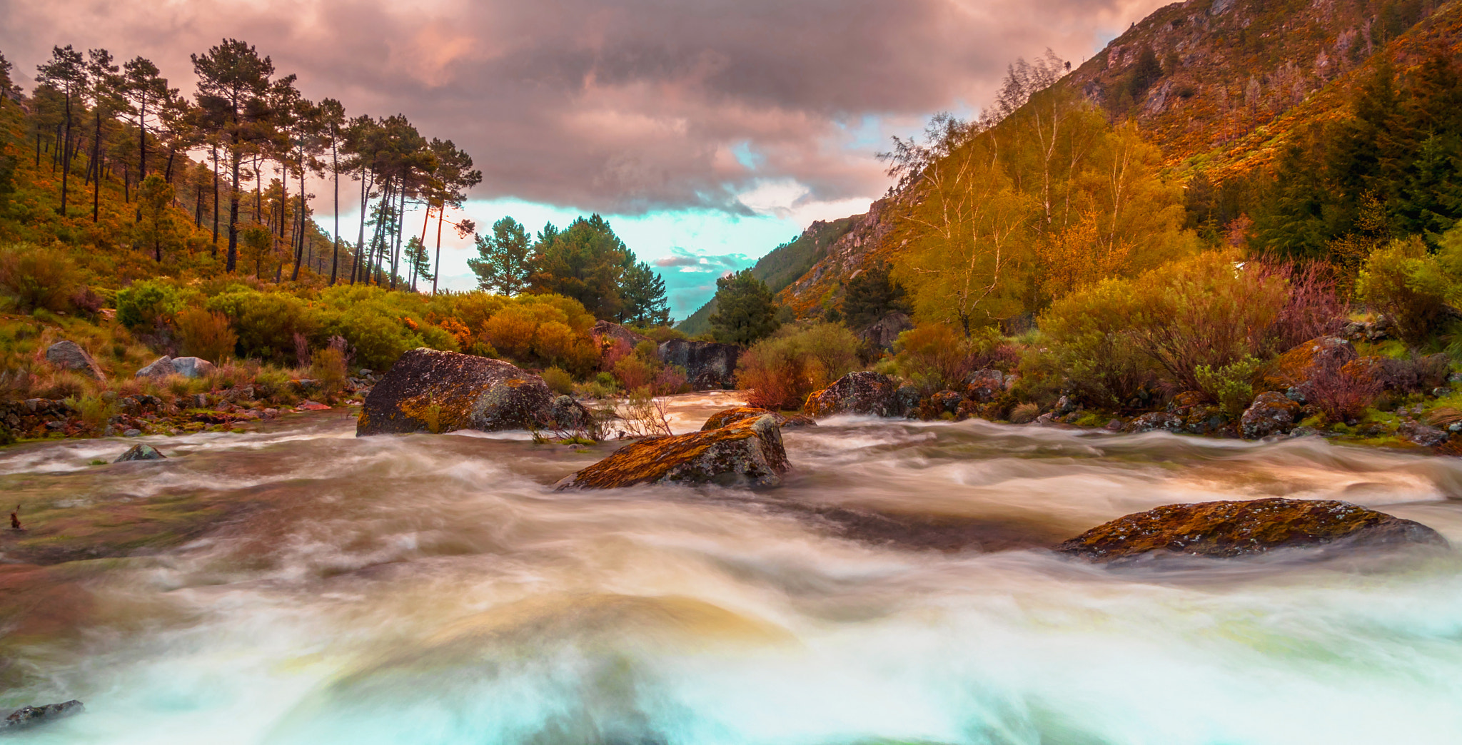 Sony DT 16-105mm F3.5-5.6 sample photo. Sliding river photography