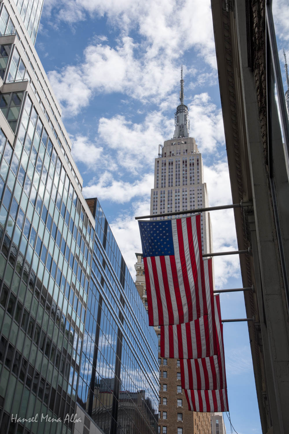 Nikon D7200 + AF-S VR DX 16-80mm f/2.8-4.0E ED sample photo. Empire state building, nyc photography