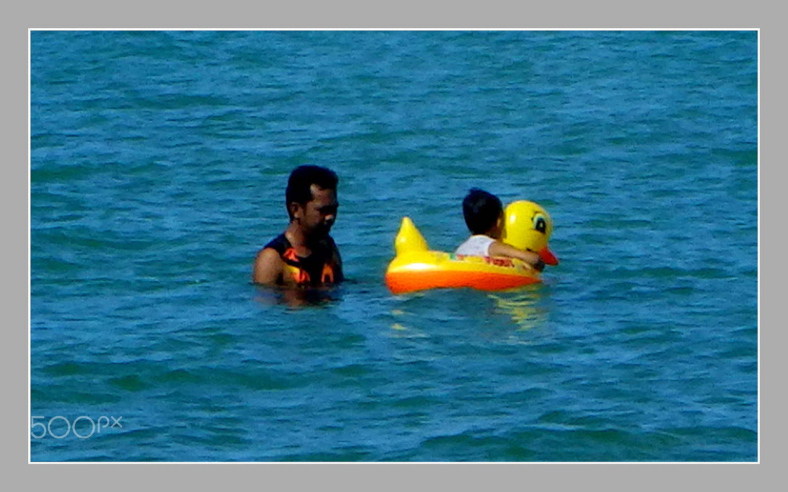 Ricoh WG-4 sample photo. Swim parenting photography