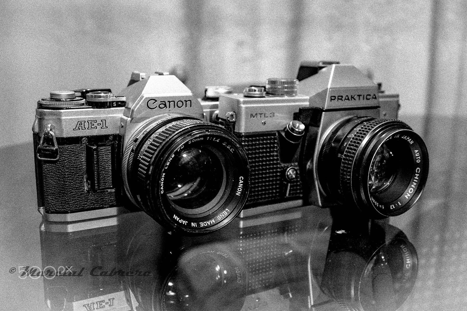 Canon EOS 400D (EOS Digital Rebel XTi / EOS Kiss Digital X) + Canon EF-S 18-55mm F3.5-5.6 IS sample photo. Antique.jpg photography