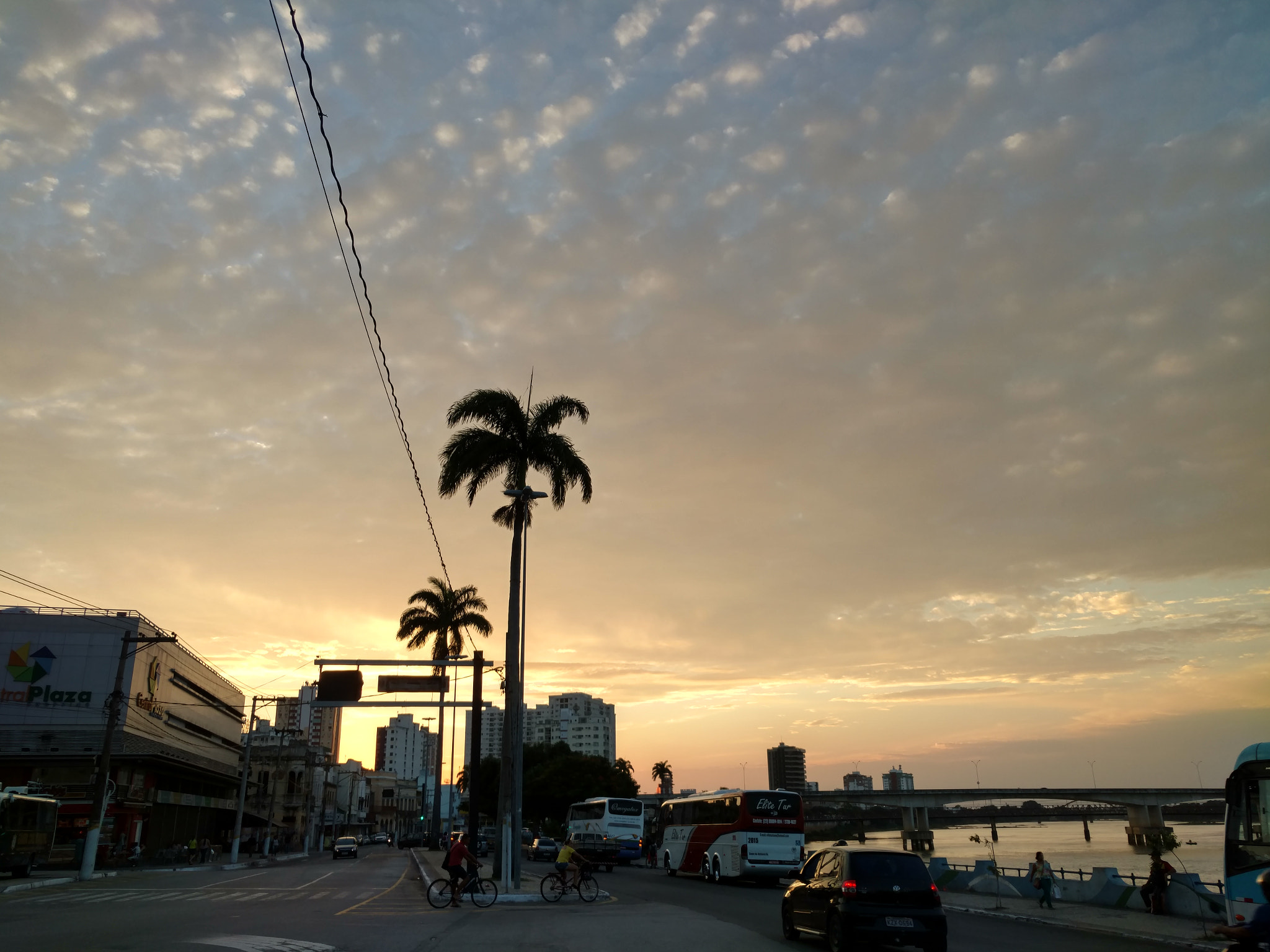 Motorola Moto X Force sample photo. Sunset in city  photography