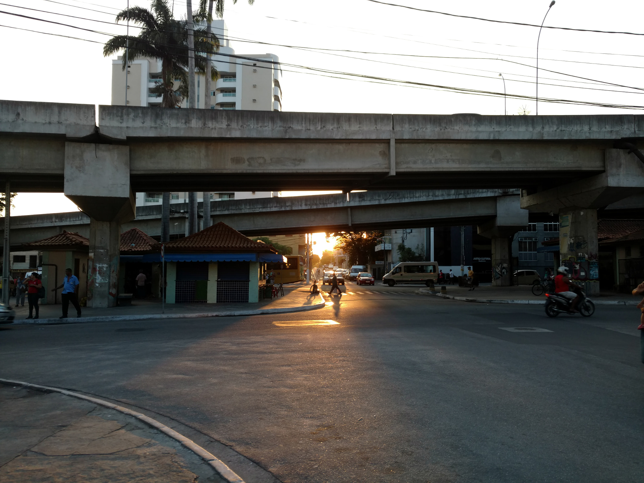 Motorola Moto X Force sample photo. Sunset in city  photography