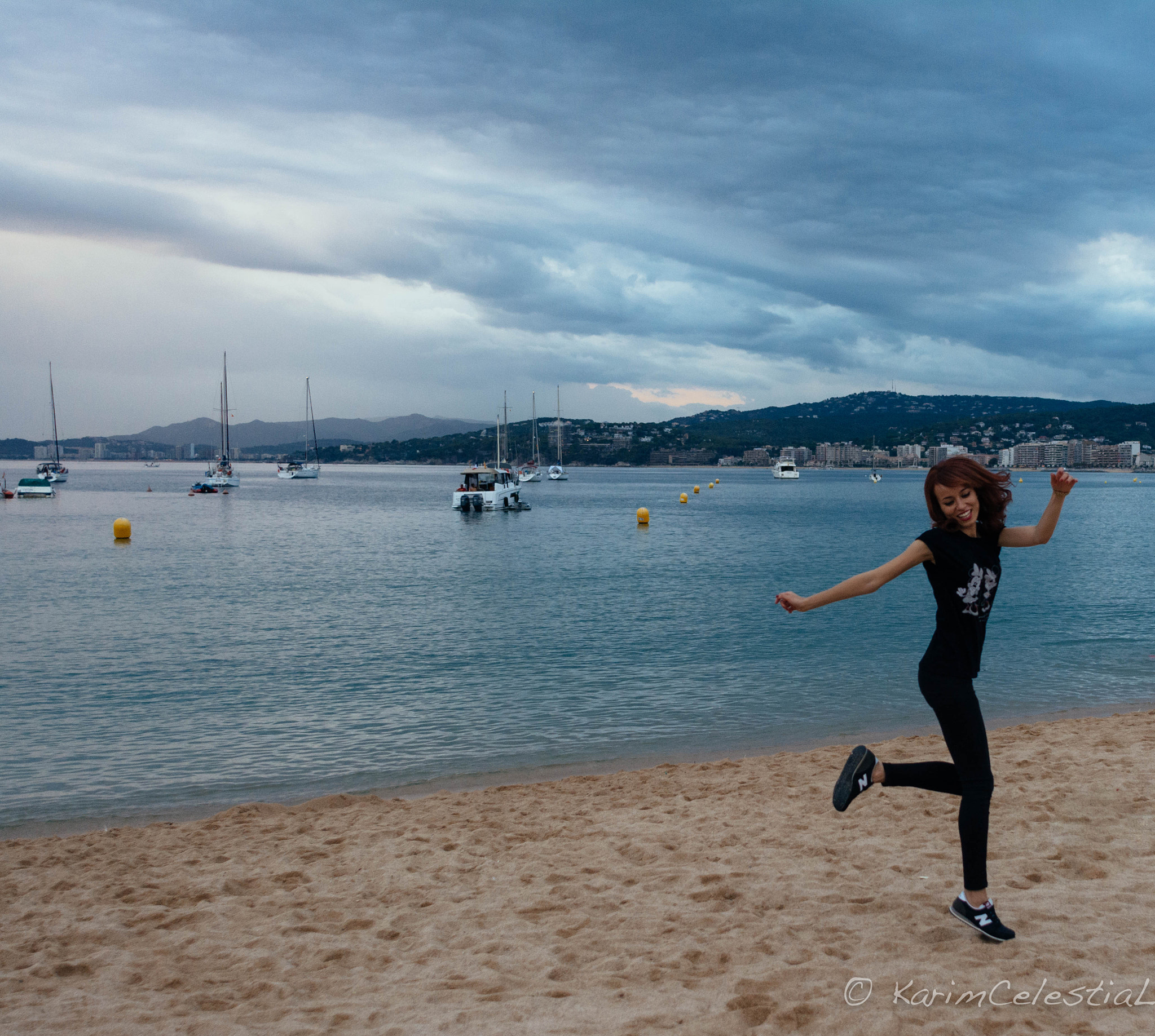 Nikon D7100 + Nikon AF Nikkor 24mm F2.8D sample photo. Platja de palamos ... photography