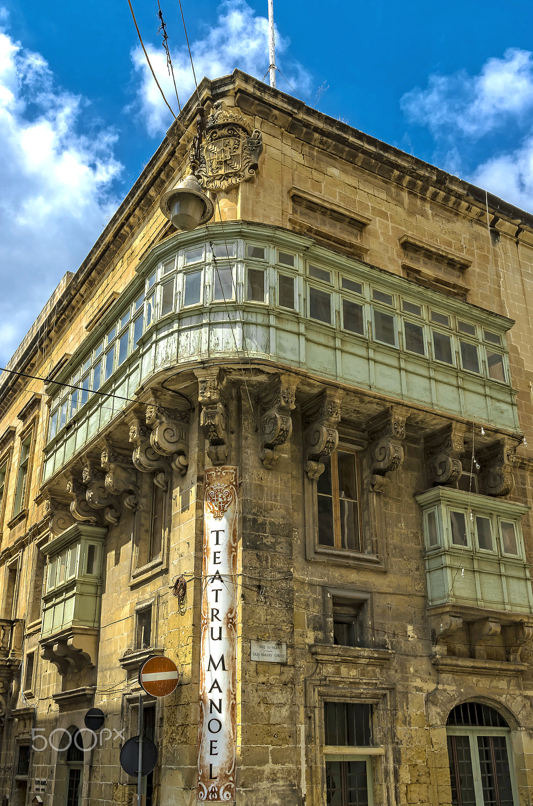 Sigma 17-50mm F2.8 EX DC HSM sample photo. Malta - manoel theatre photography