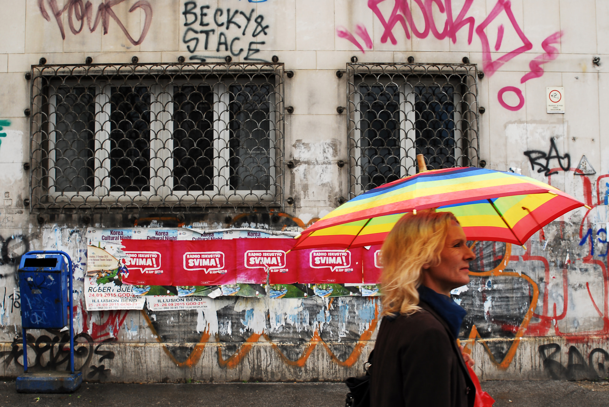Nikon D200 sample photo. Moving on photography