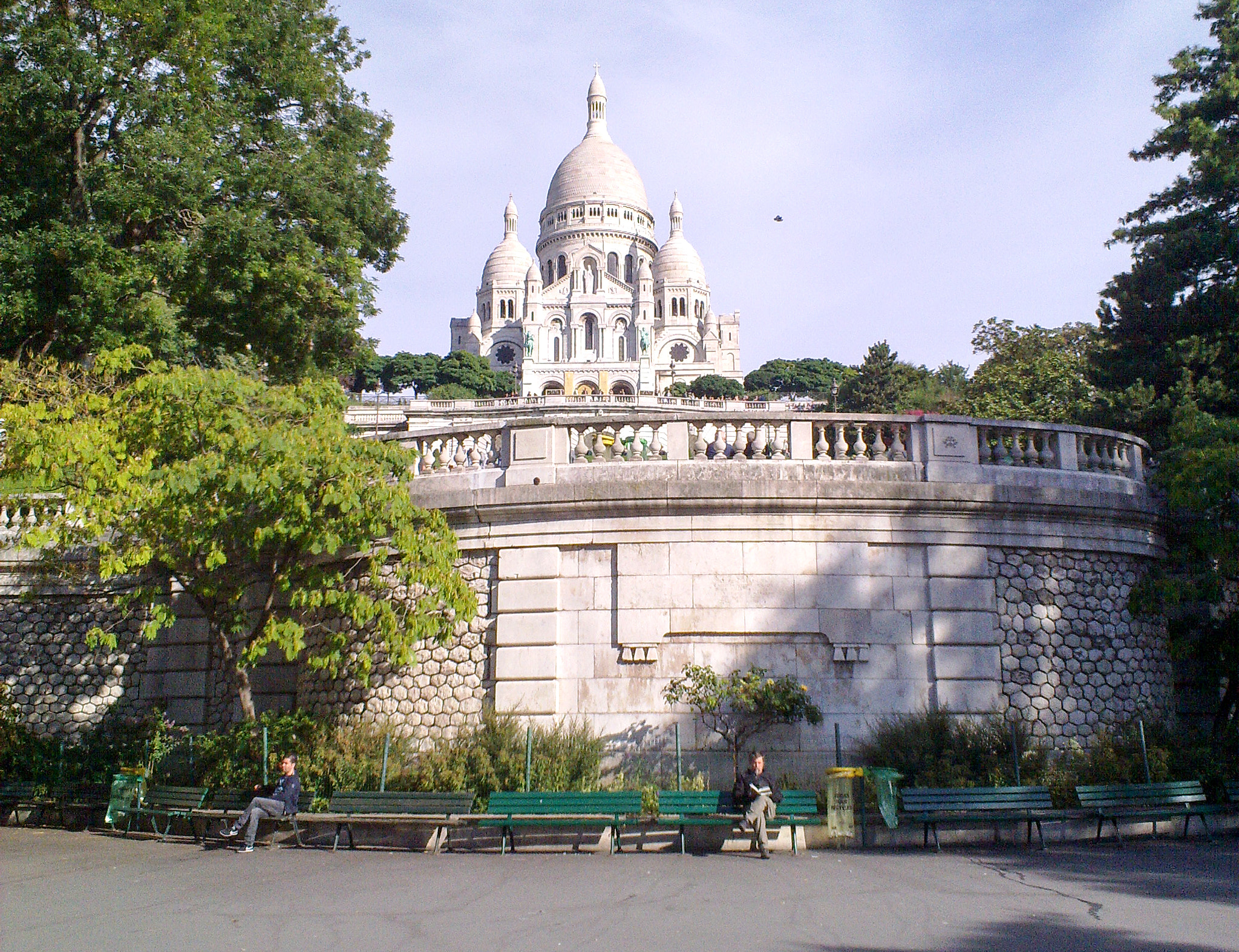 Nokia N86 8MP sample photo. Montmartre photography