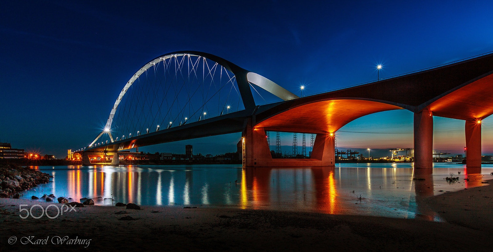 Sigma 10-20mm F3.5 EX DC HSM sample photo. De oversteek (nijmegen) photography