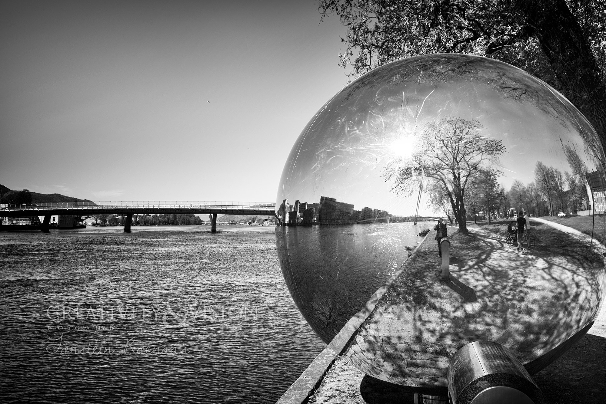 smc PENTAX-FA 20-35mm F4 AL sample photo. Drammen river harp photography