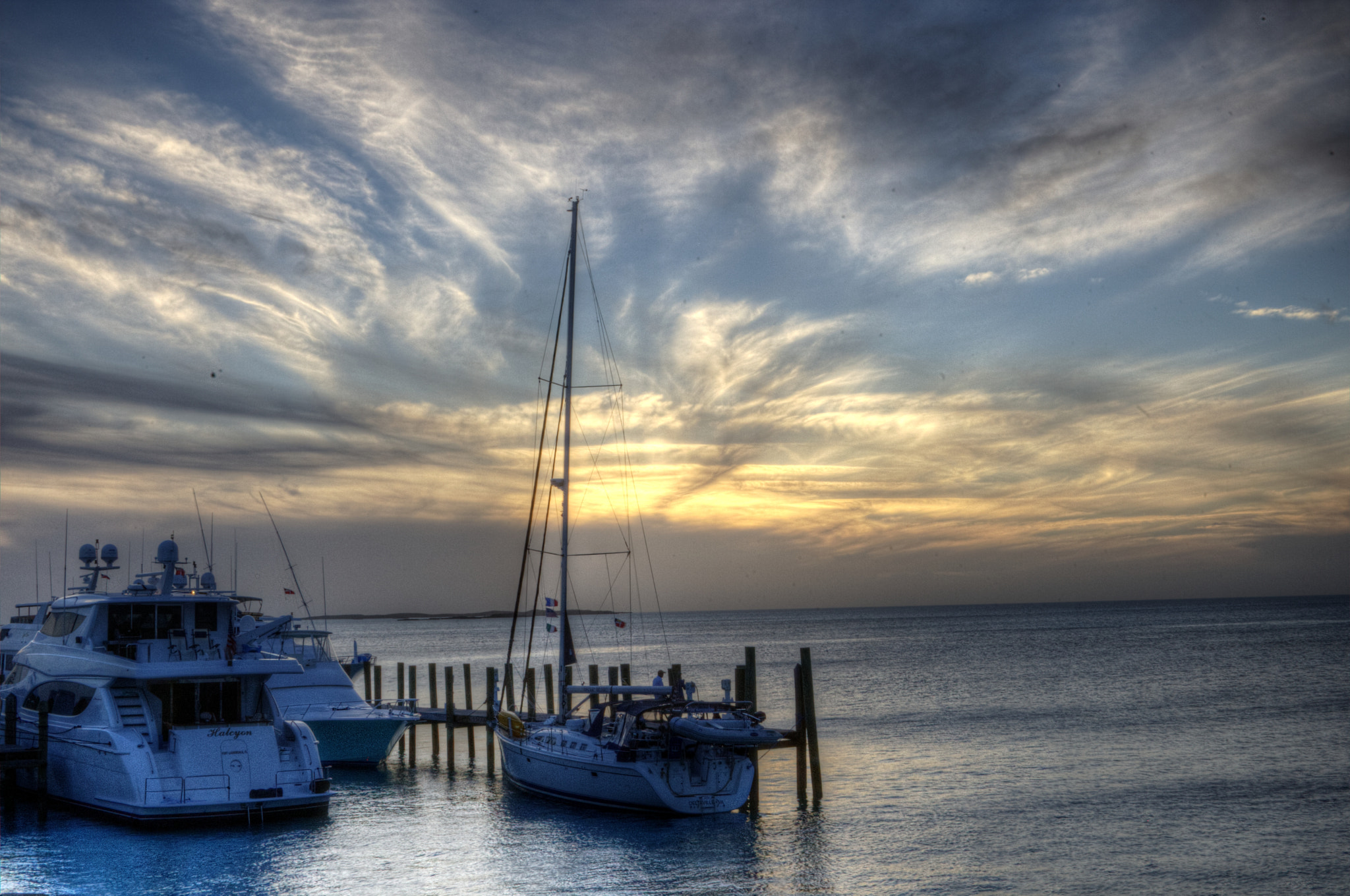 Canon EOS-1D Mark III sample photo. Tied up for the night photography