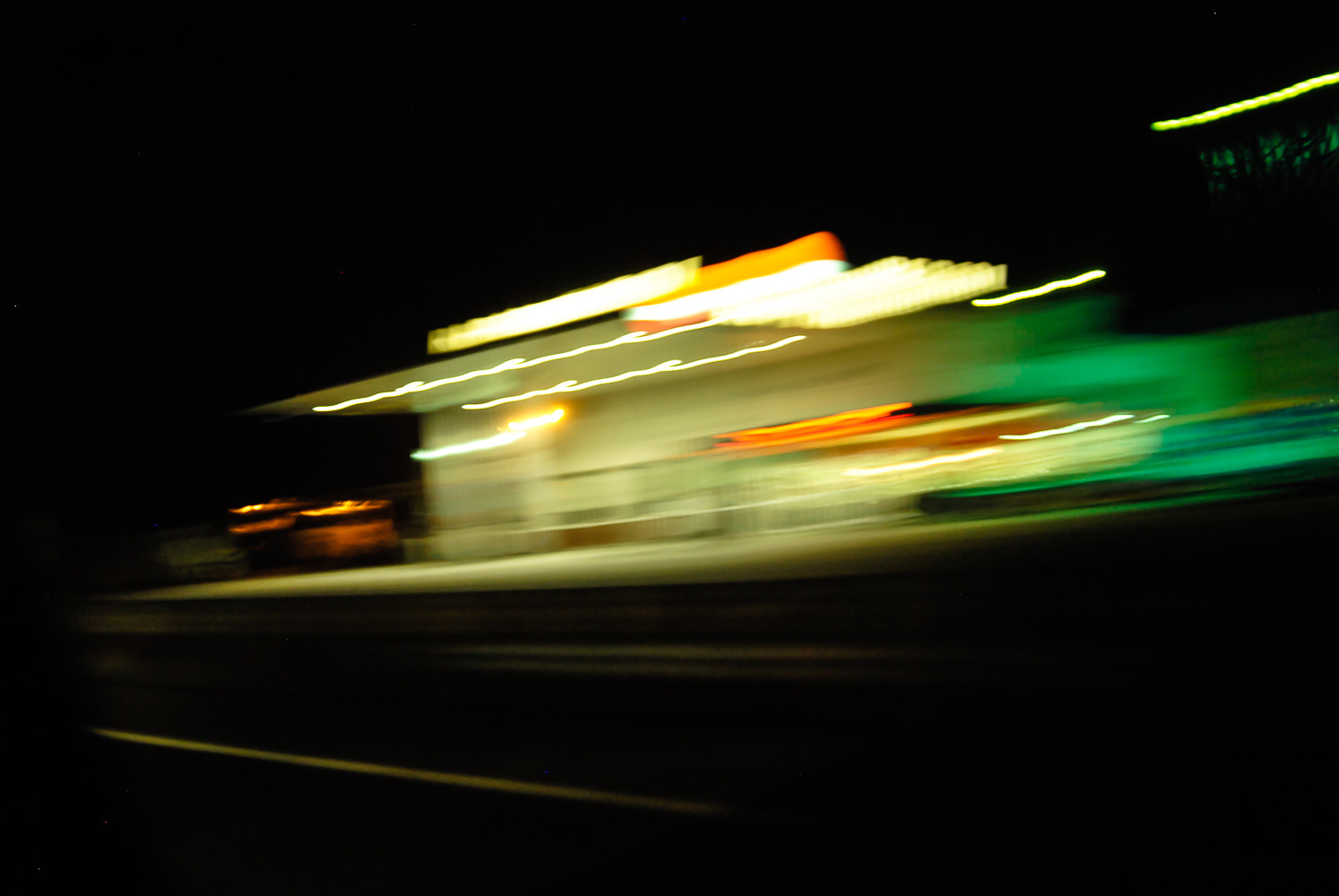 AF Zoom-Nikkor 28-80mm f/3.3-5.6G sample photo. Velocidades photography