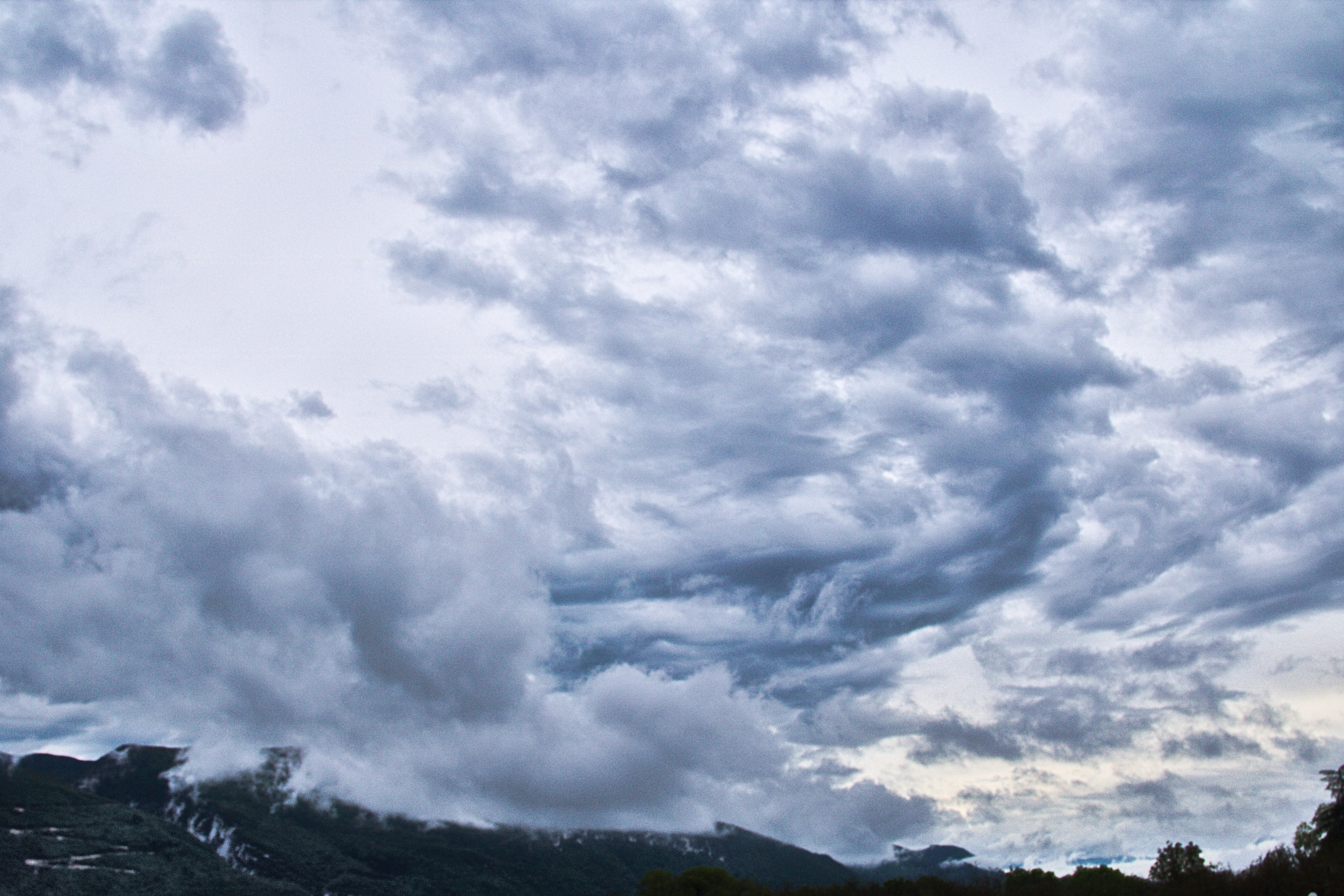 Canon EF 24-85mm F3.5-4.5 USM sample photo. Cloudy sky photography