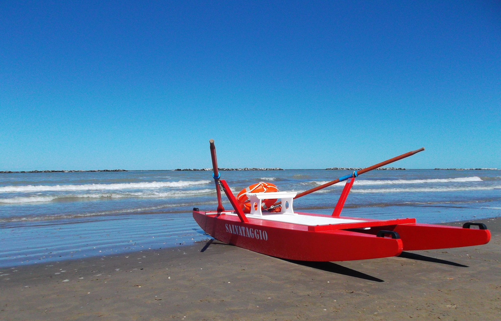 Fujifilm FinePix JX500 sample photo. Rescue boat photography