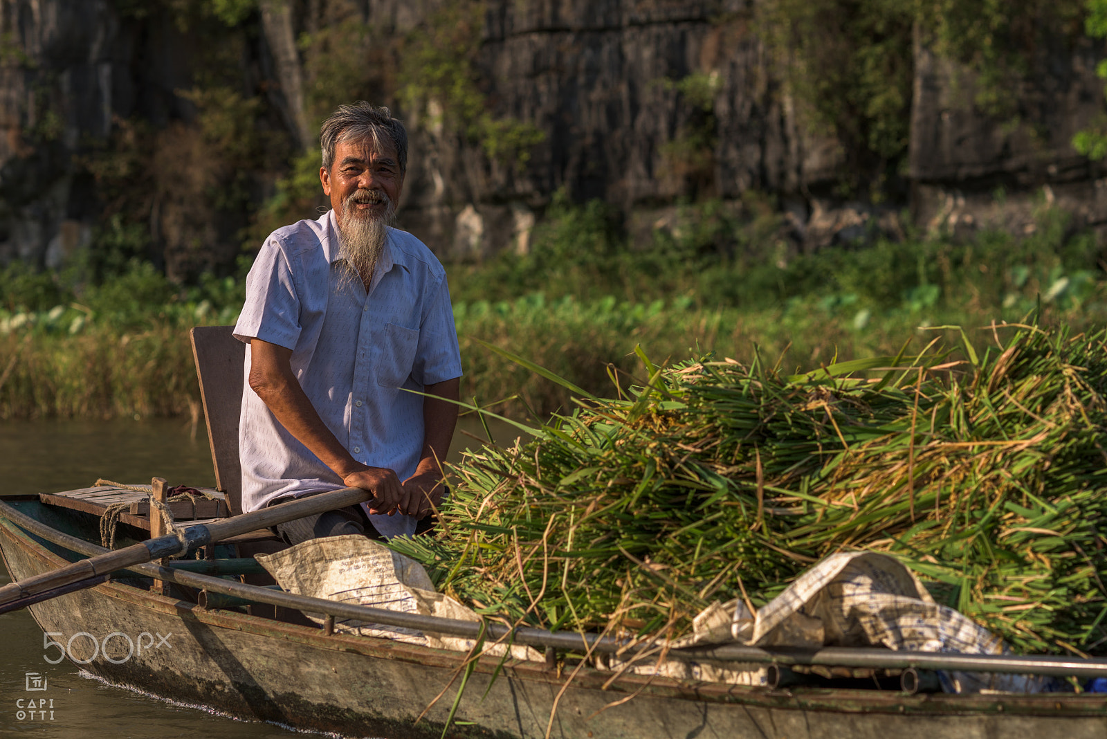 Nikon D810 + Nikon AF Nikkor 105mm F2D DC sample photo. Ninh binh photography