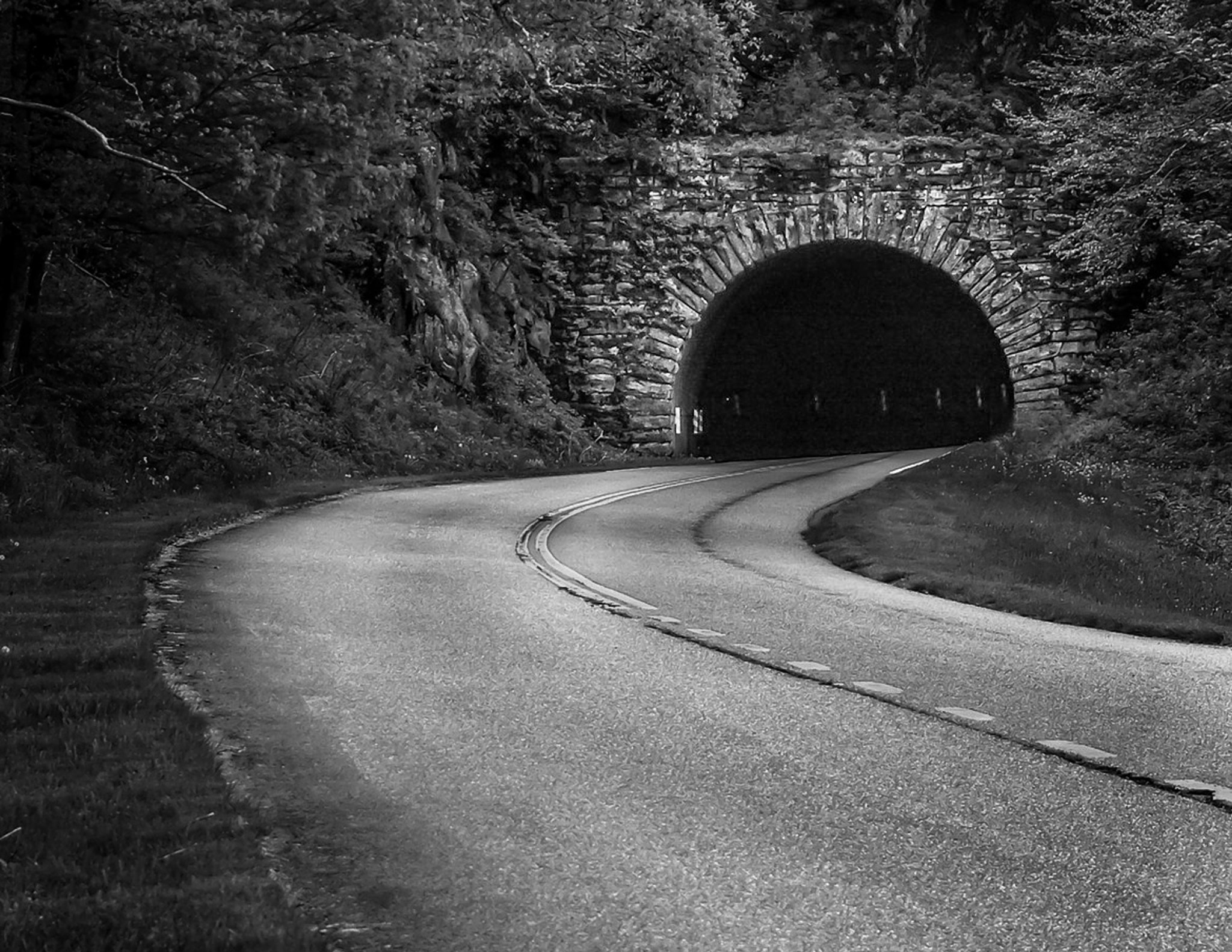 Pentax K100D sample photo. Blue ridge parkway photography