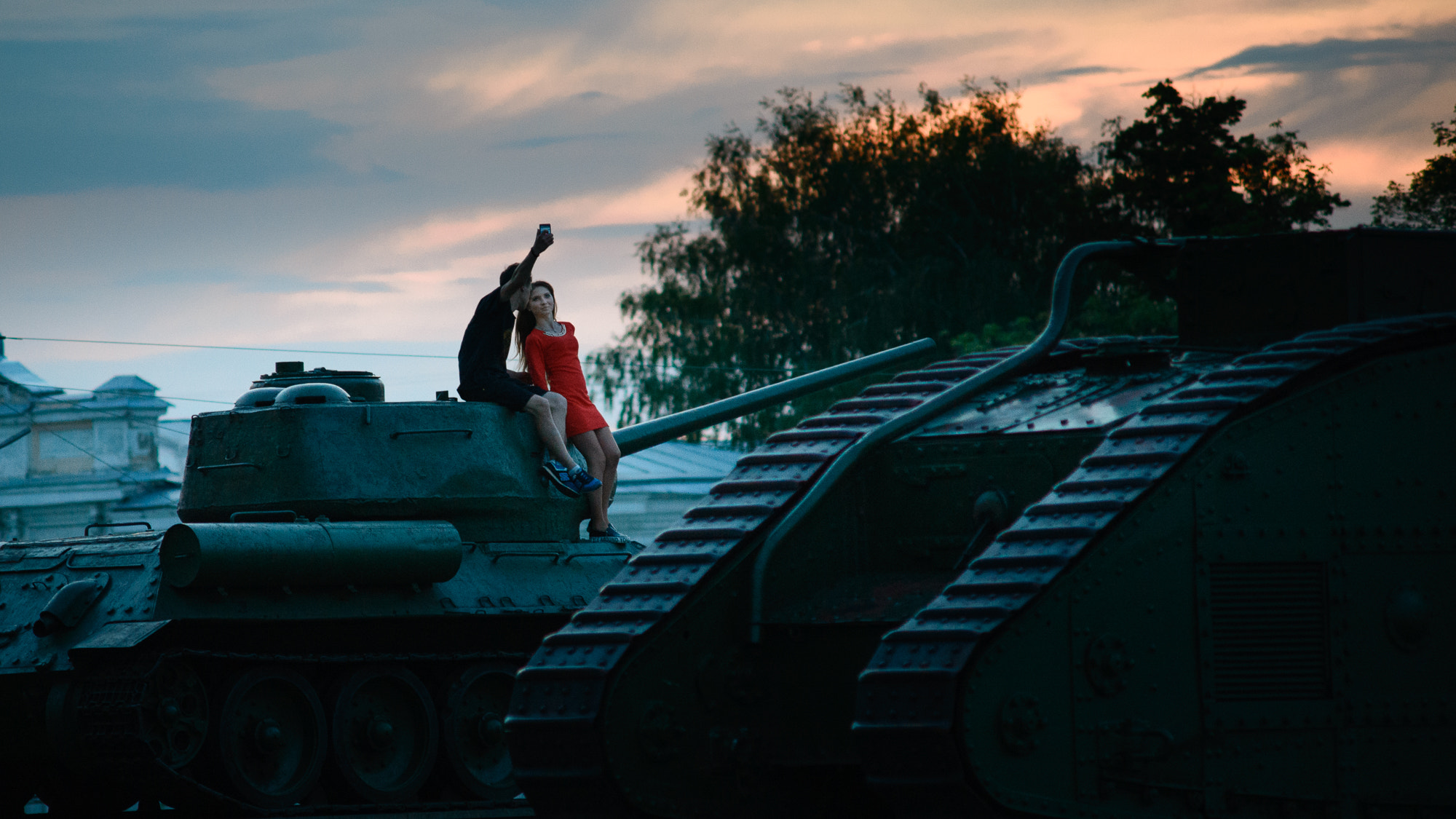 Nikon D610 + AF Zoom-Nikkor 70-210mm f/4 sample photo. War and love photography