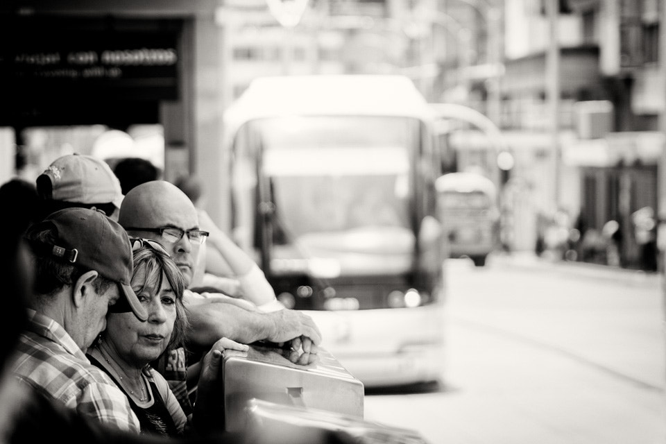 Sigma ZOOM-alpha 35-135mm F3.5-4.5 sample photo. Esperando el tranvia photography